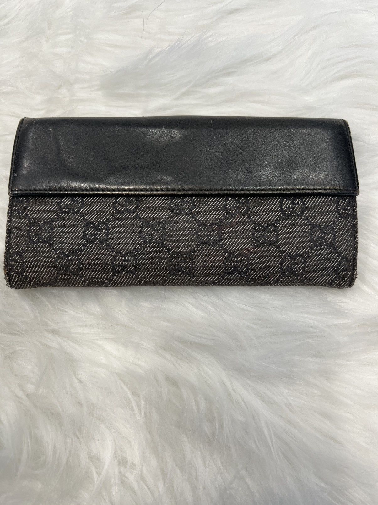 Gucci 🖤 Rare Tom Ford Era Gucci GG Canvas Wallet – Piston Lock🖤 Size ONE SIZE - 2 Thumbnail