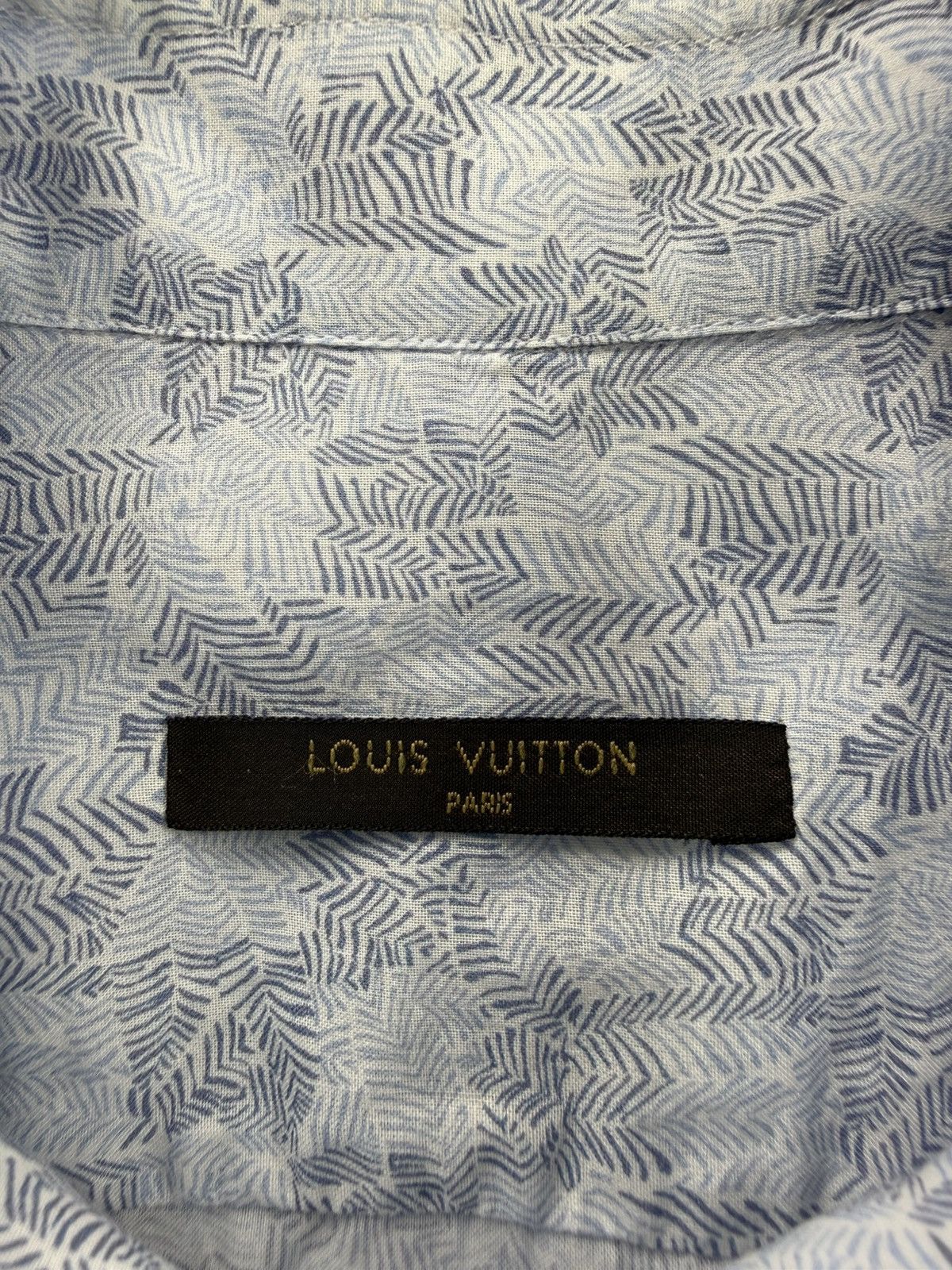 Louis Vuitton Louis Vuitton All Over Pattern Shirt Size US L / EU 52-54 / 3 - 11 Thumbnail