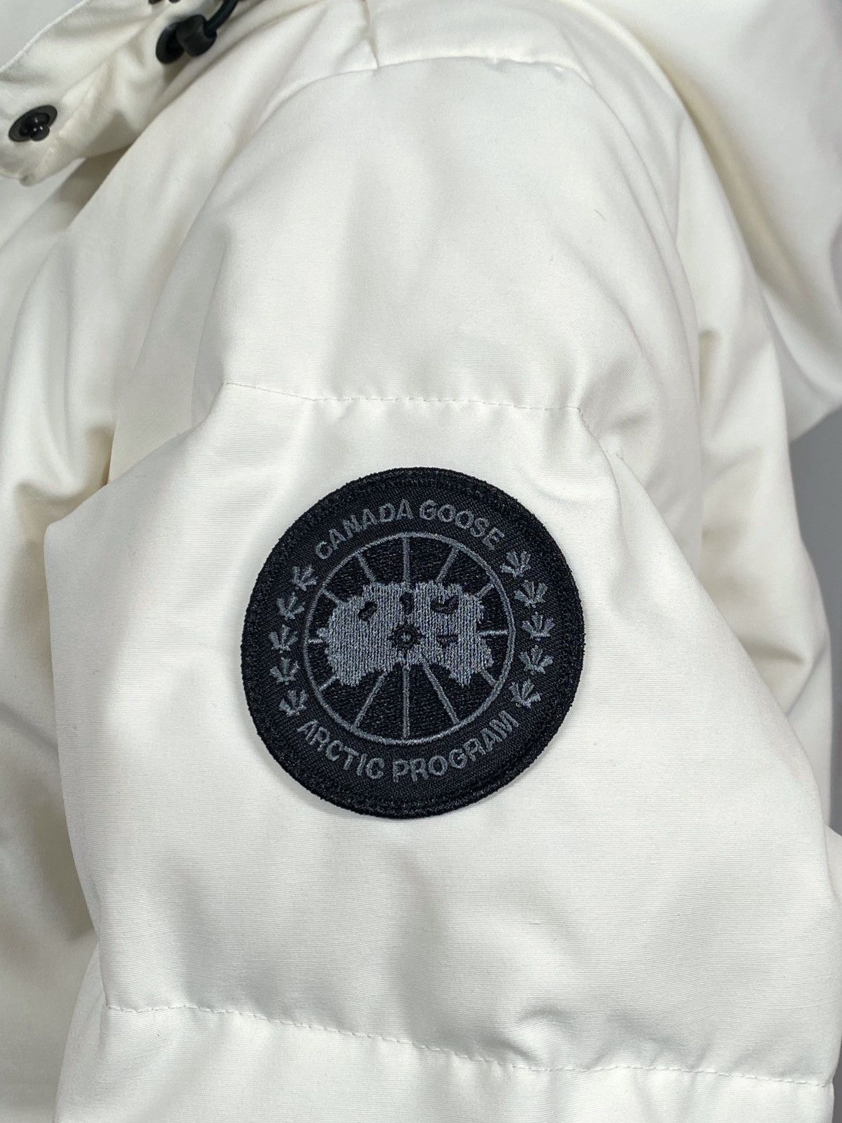 Canada Goose Canada Goose Lyndale Parka Black Label size XL Size XL / US 12-14 / IT 48-50 - 11 Thumbnail