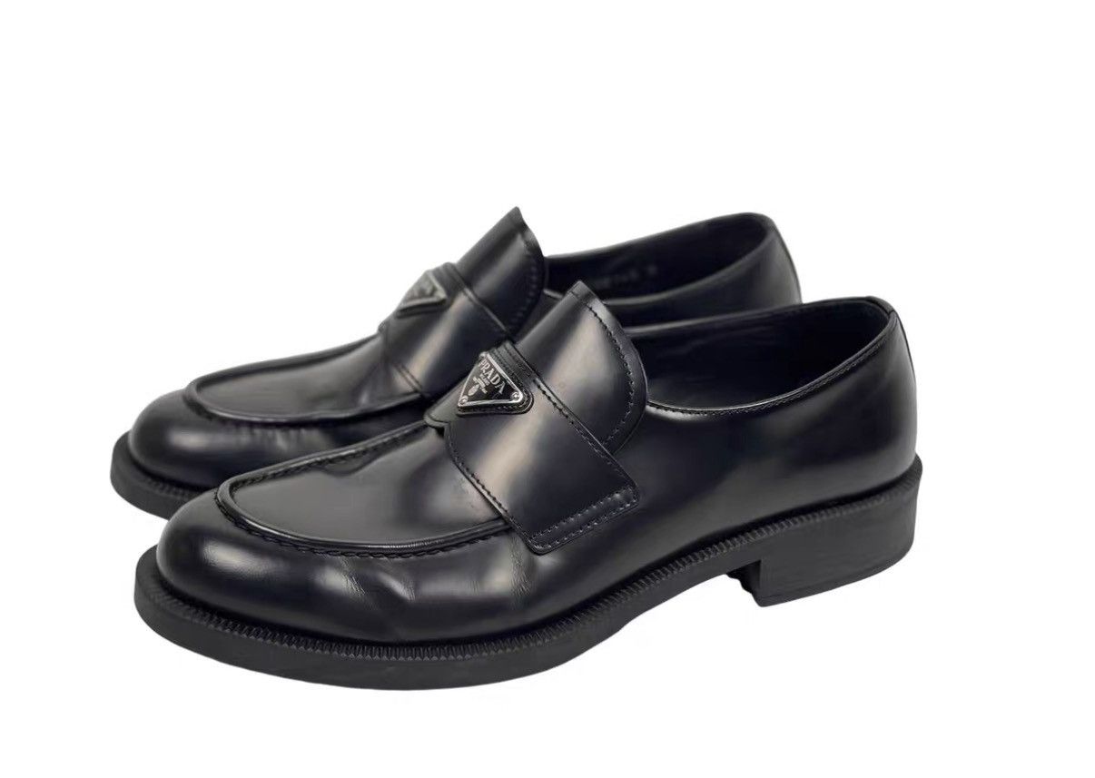 Prada Prada Monolith Classic Triangle Logo Loafers J31 Size US 9 / EU 42 - 1 Thumbnail