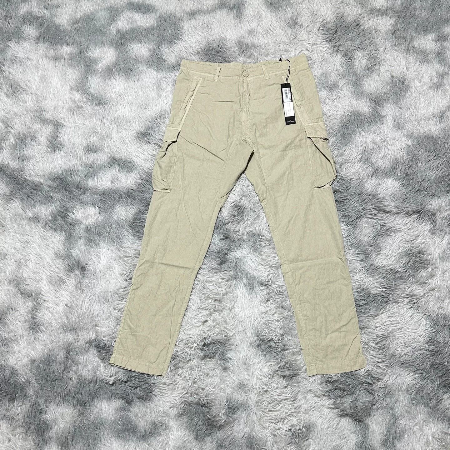 Stone Island stone island white ghost cargo pants W31 W33 Size US 31 - 1 Thumbnail