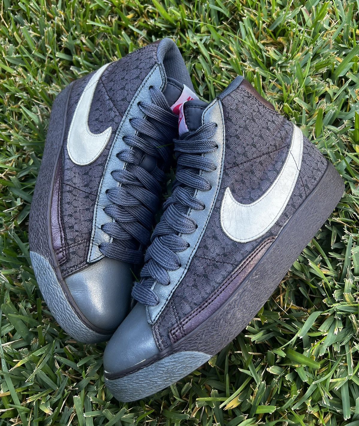 Nike RARE Nike Blazer Hi Womens size 8 Burgandy Scorpio shoes Size US 8 / IT 38 - 1 Thumbnail