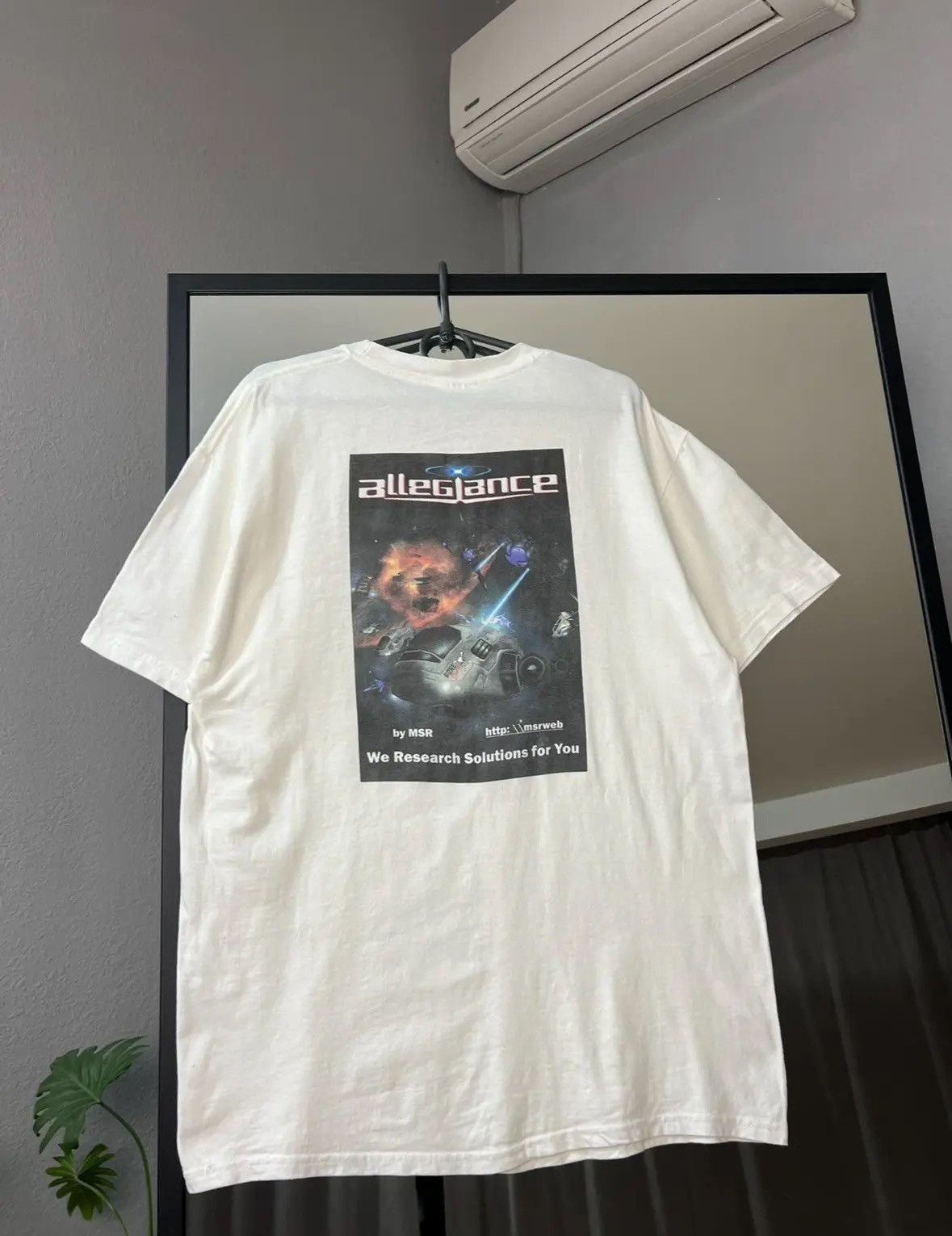 Microsoft × Vintage Vintage 90s Microsoft research creating the future through Size US L / EU 52-54 / 3 - 1 Thumbnail