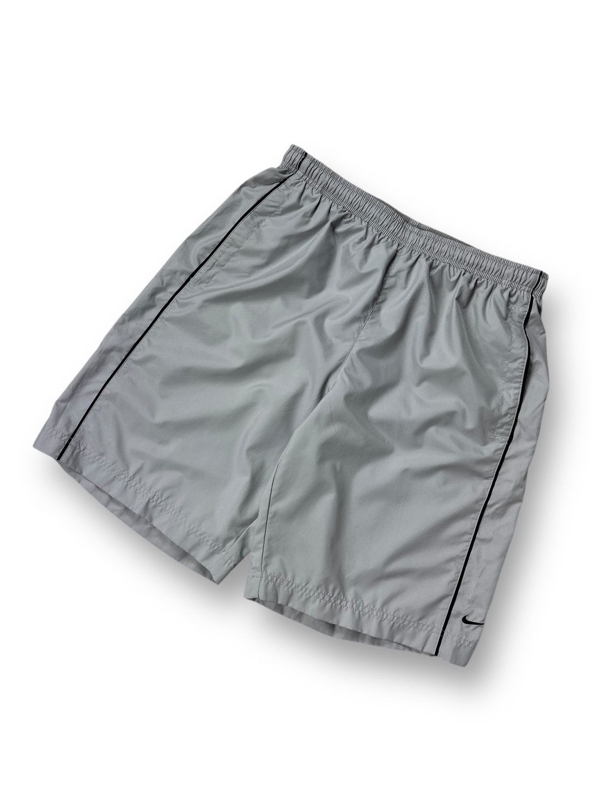 Nike Vintage Y2K Nike Shorts Size US 32 / EU 48 - 4 Thumbnail