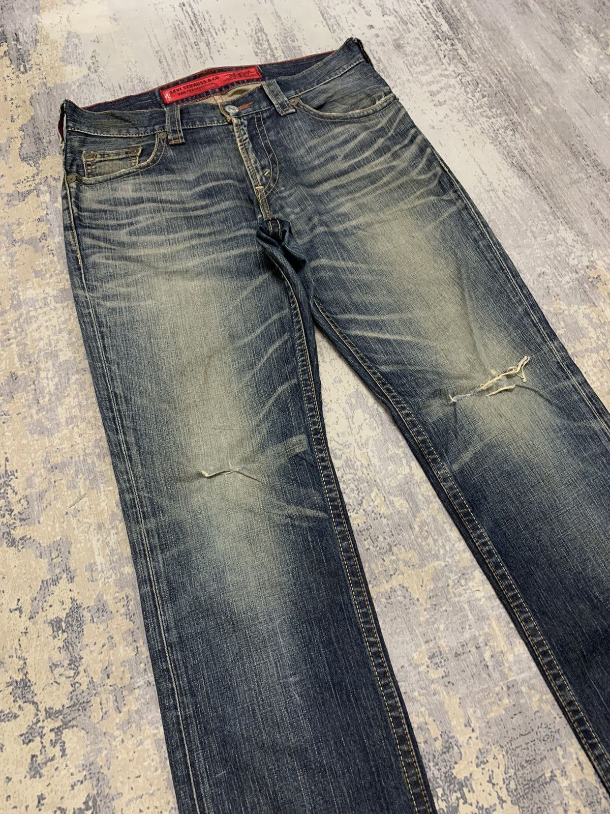 Levi's VINTAGE LEVIS STONEWASHED DISTRESSED DENIM JEANS 33x32.5 Size US 33 - 2 Thumbnail