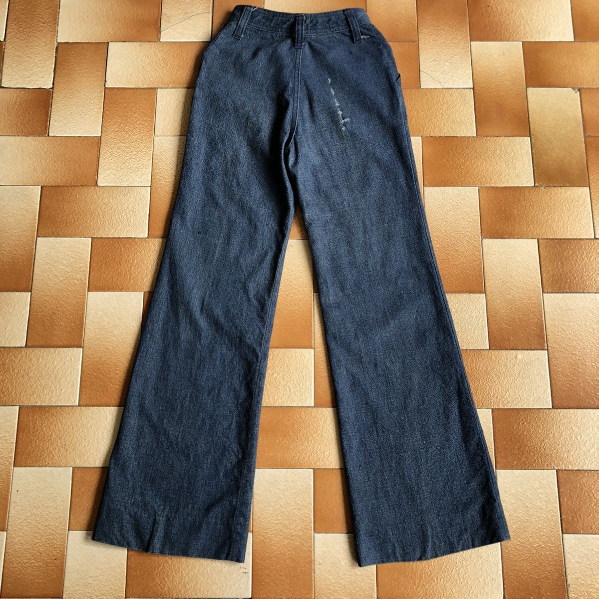 Wrangler Vintage 70s Wrangler “Gals” Wide Leg Jeans Size 22" - 2 Thumbnail