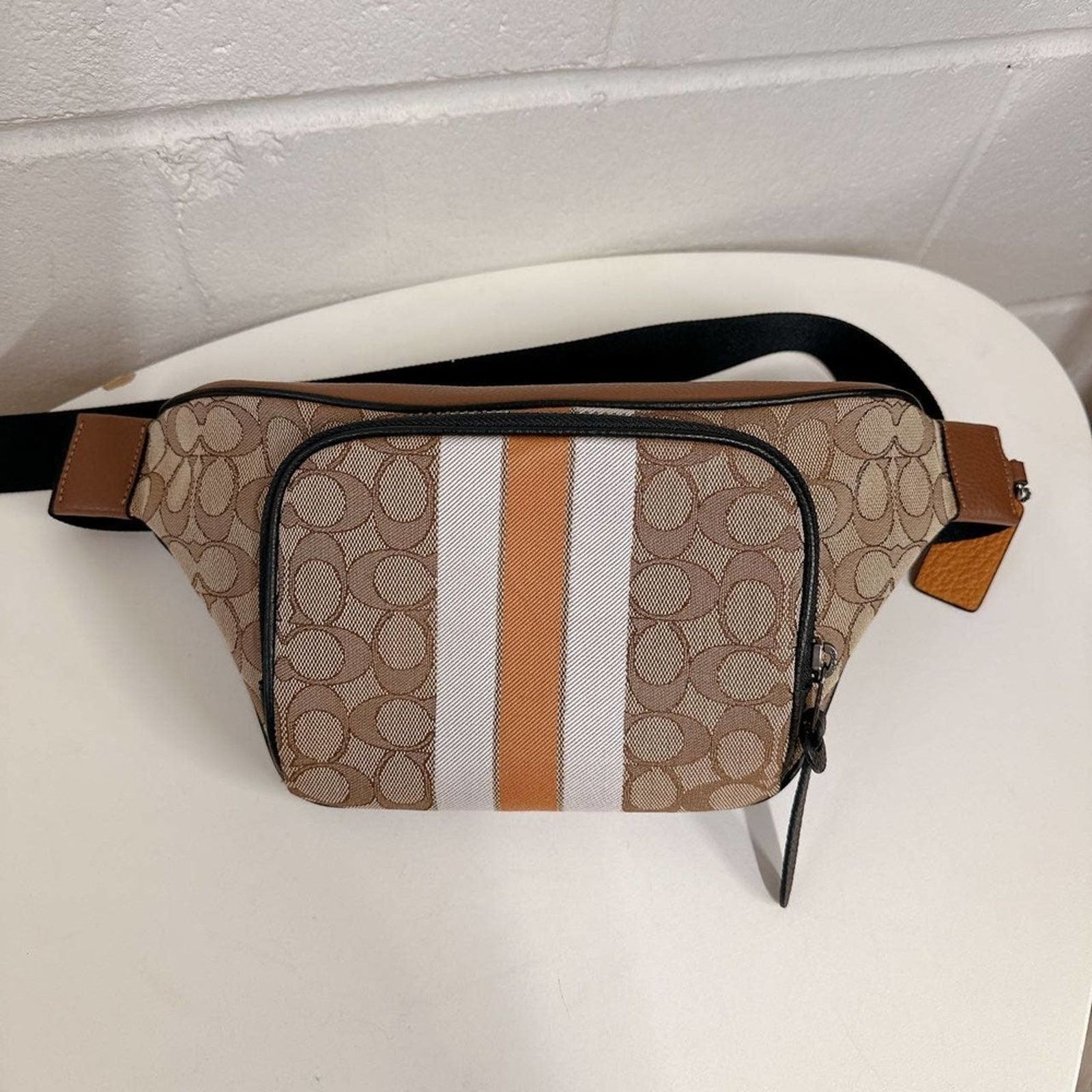 Coach Coach C5386 Waist belt pocket Signature Khaki Butterscotch Size ONE SIZE - 1 Thumbnail