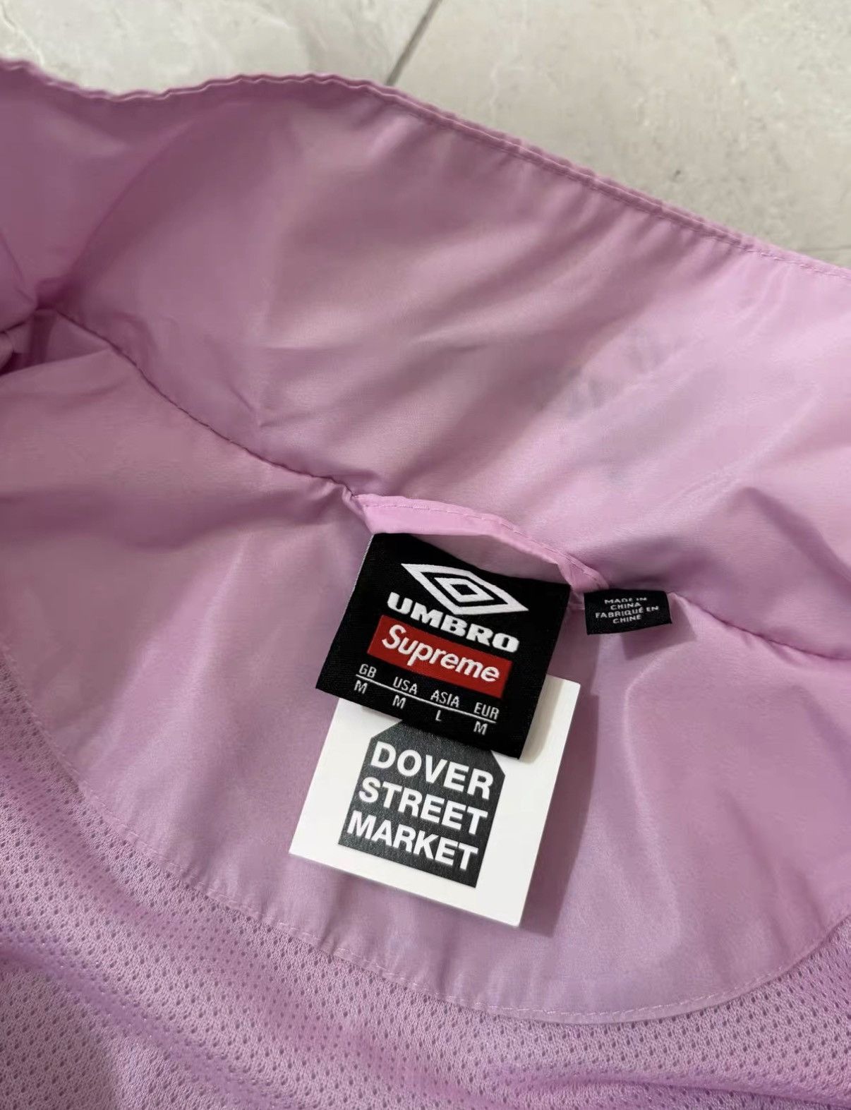 Supreme Supreme Umbro FW25 WEEK8 Gradient Track Jacket J34 Size US M / EU 48-50 / 2 - 4 Thumbnail