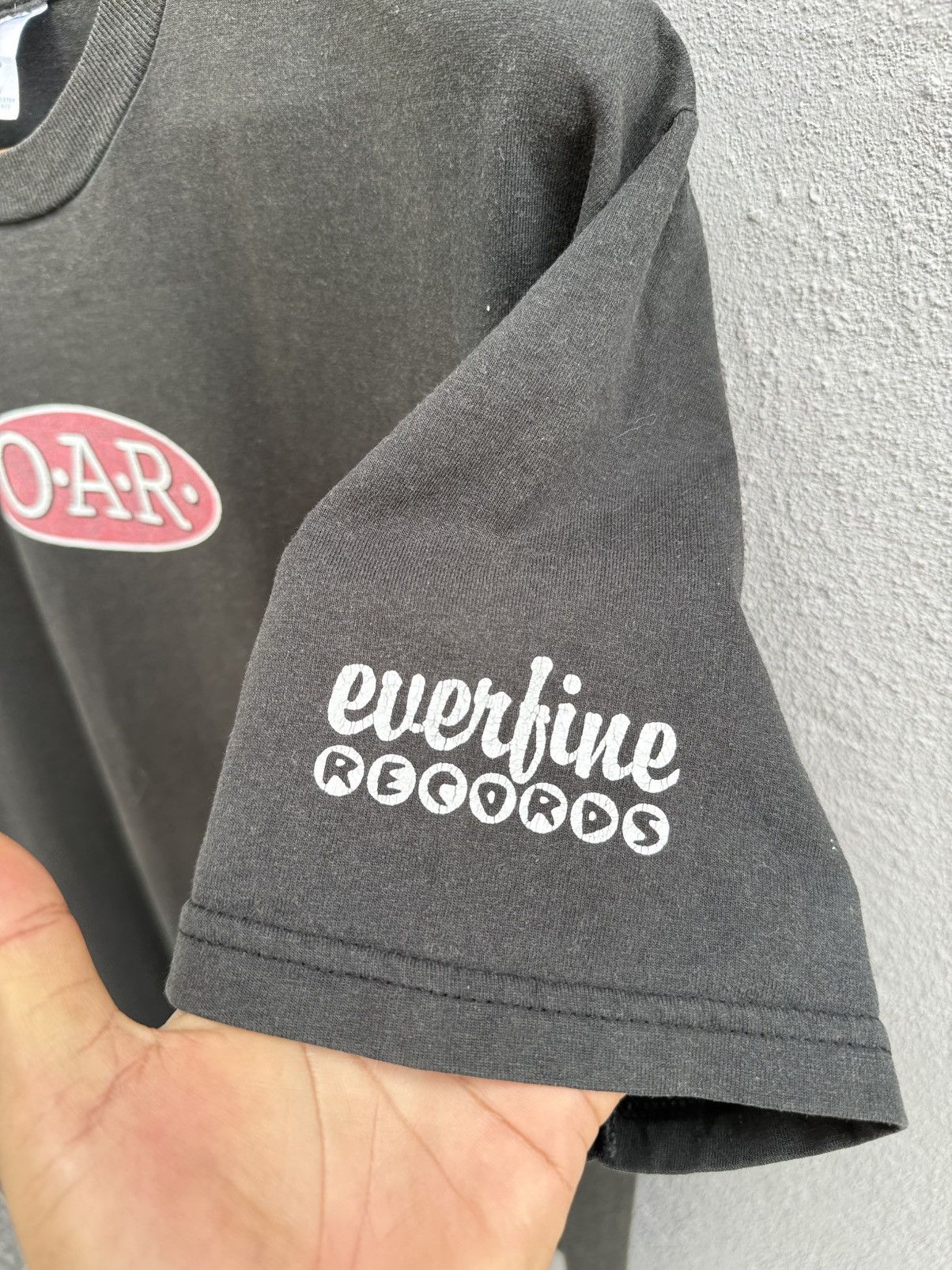 Band Tees Thrashed Vitage OAR Evertive Record Of A Revolution Band T Size US L / EU 52-54 / 3 - 6 Thumbnail