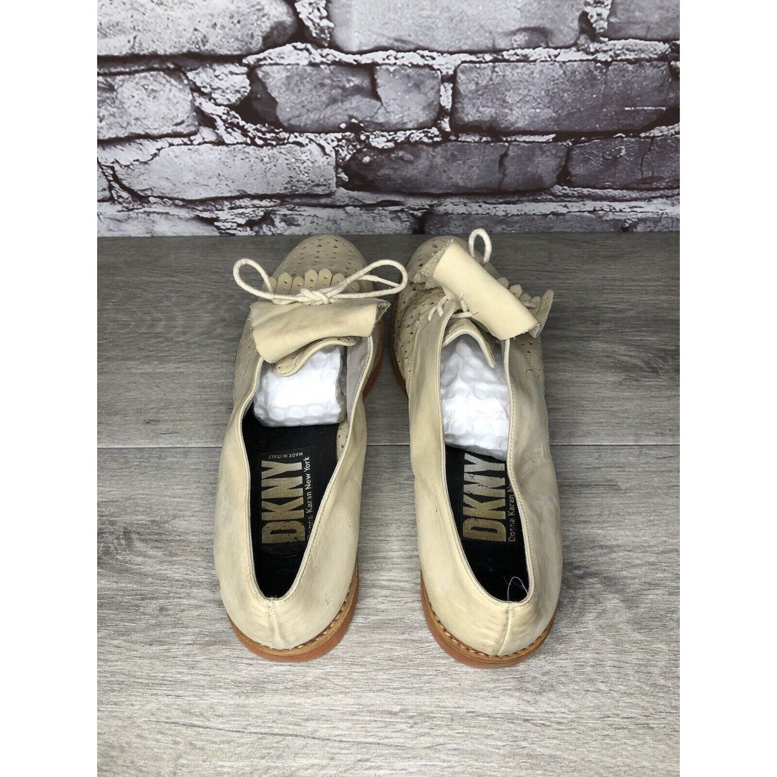 DKNY DKNY Beige Nubuck Leather Kiltie Perforated Lace Up Oxfords Size US 10 / IT 40 - 5 Thumbnail