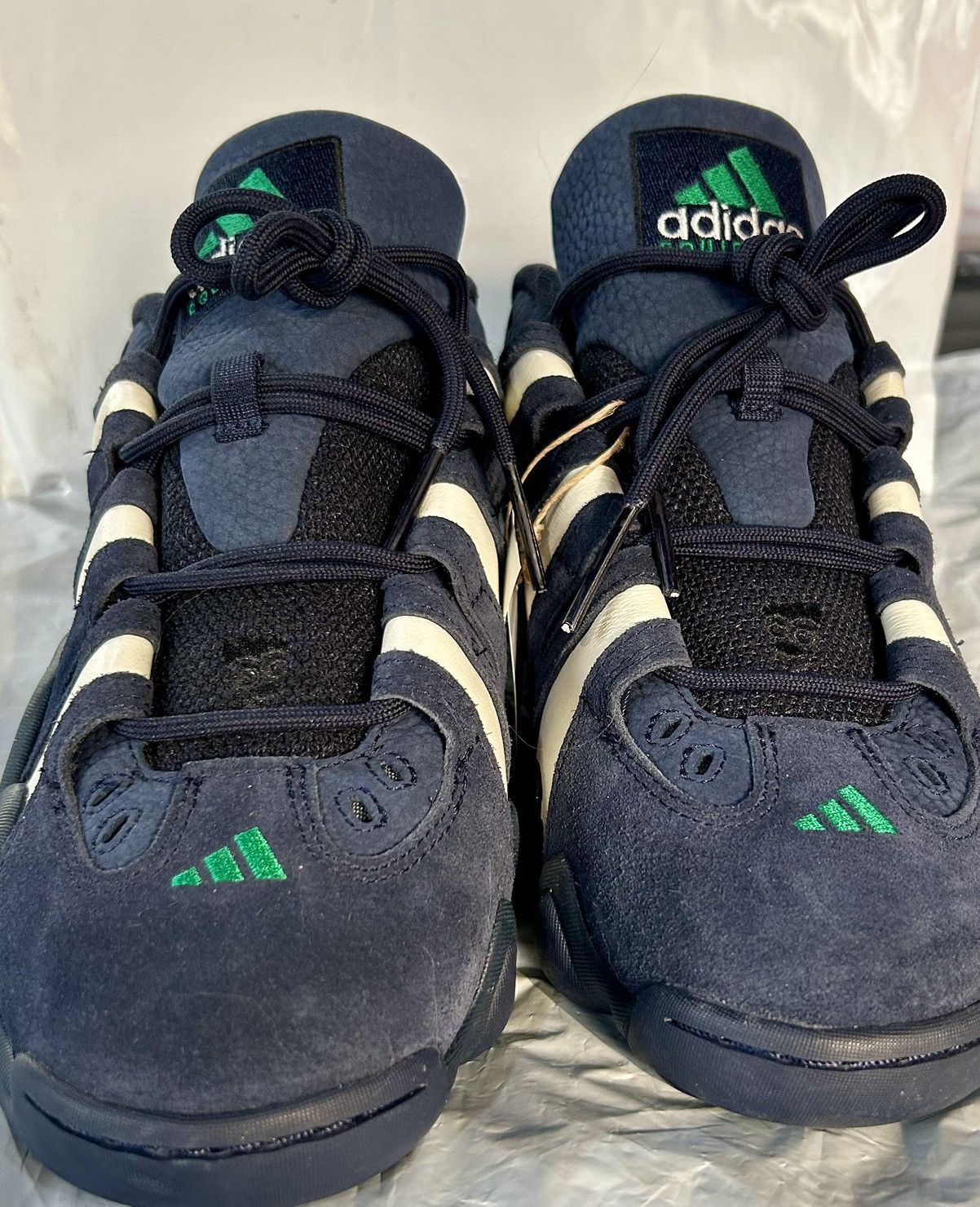 Adidas Adidas X Hoop York City - Crazy 8 Low - Legend Ink - Size US 11.5 / EU 44-45 - 1 Thumbnail
