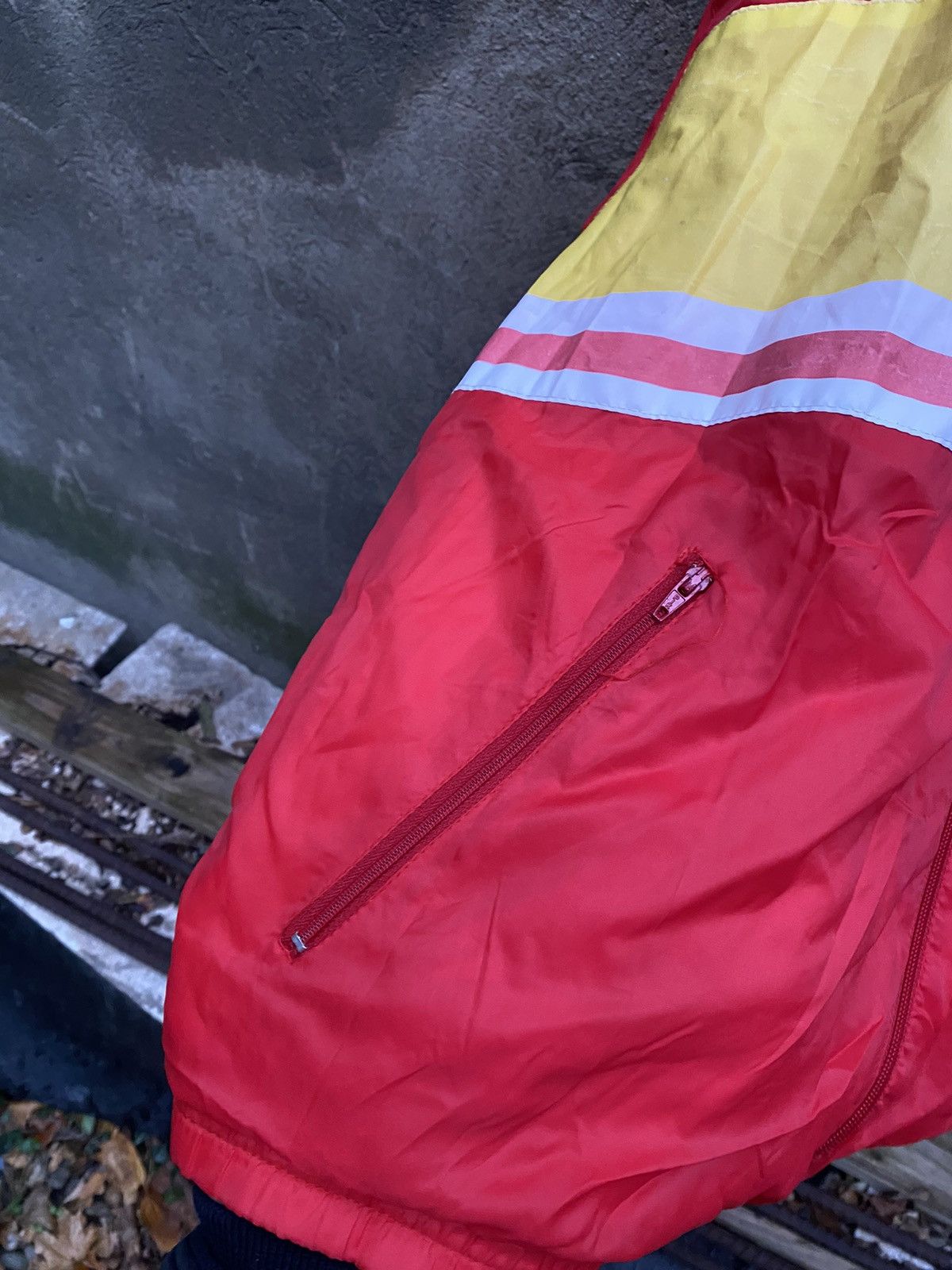 Ferrari × Vintage Vintage 86 Promoprint Ferrari Del 23 Luglio Light Jacket Size US XL / EU 56 / 4 - 7 Thumbnail