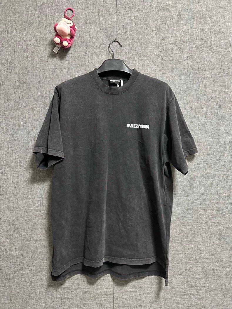 Balenciaga Balenciaga Crewneck Short Sleeve T-Shirt Size 2 Black, 99% Size US M / EU 48-50 / 2 - 1 Thumbnail
