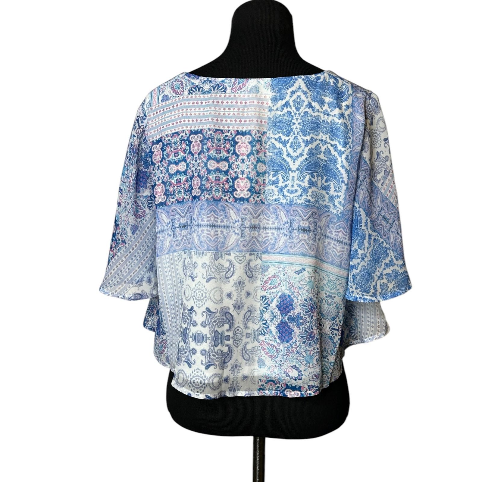 Show Me Your MuMu Show me your Mumú white blue print cropped blouse size XS Size XS / US 0-2 / IT 36-38 - 17 Thumbnail