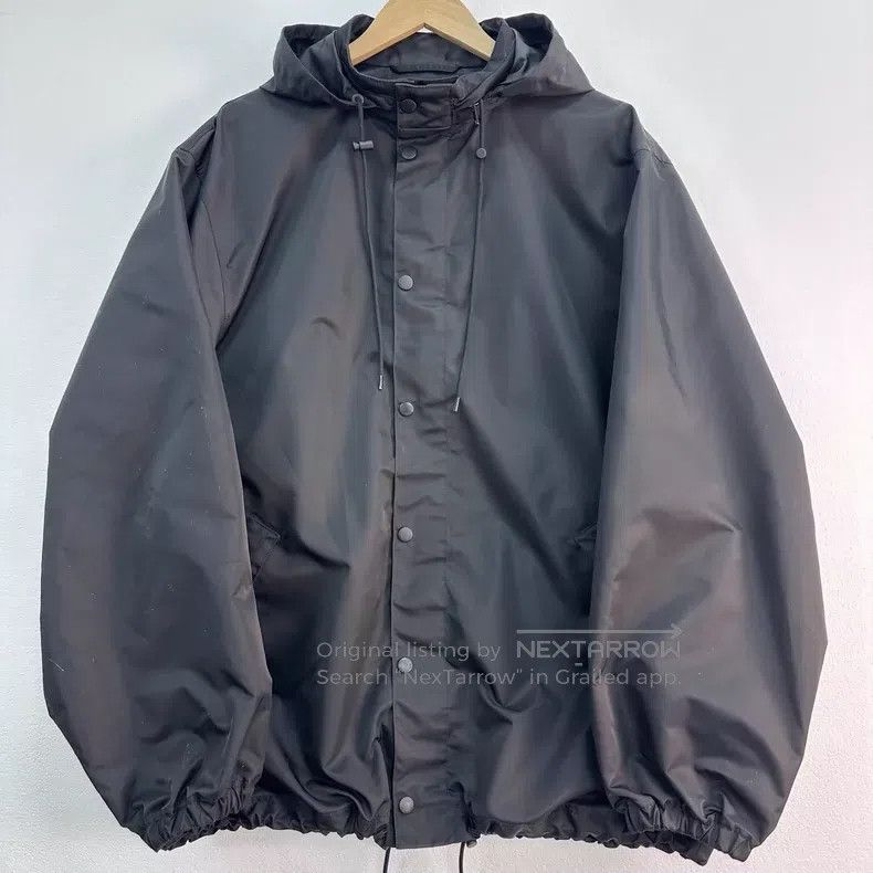 Balenciaga Balenciaga Masking Tape Windbreaker Nylon Waterproof Windp Size US XXS / EU 40 - 1 Thumbnail