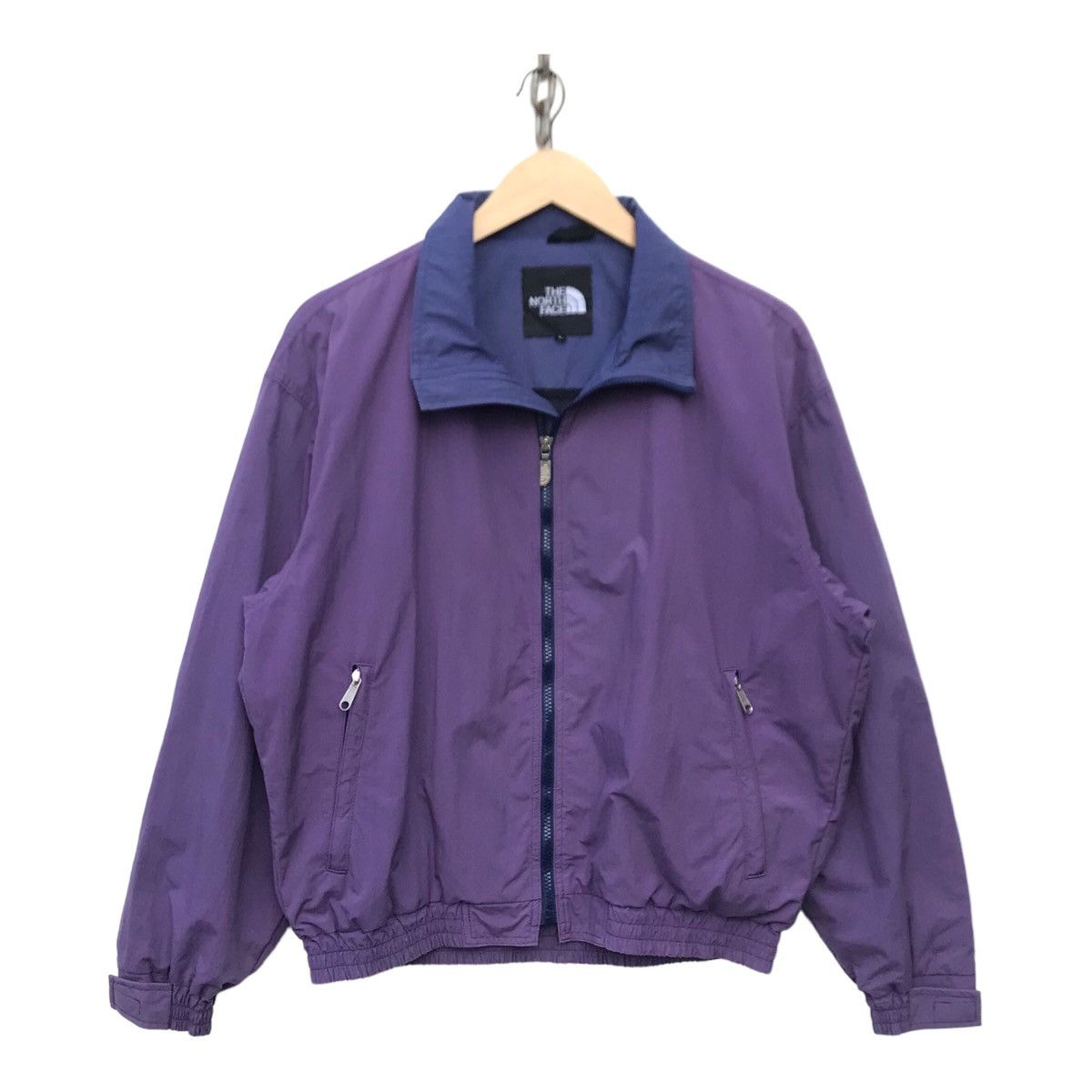 The North Face The North Face Big Logo Windbreaker Streetwear Jacket24”X24” Size US L / EU 52-54 / 3 - 2 Thumbnail