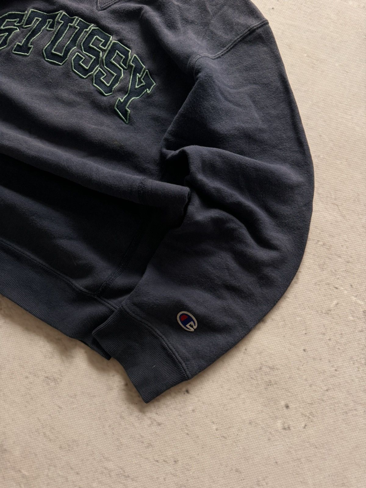 Stussy × Vintage STUSSY x CHAMPION CENTER LOGO VINTAGE SWEATSHIRT Size US XS / EU 42 / 0 - 3 Thumbnail
