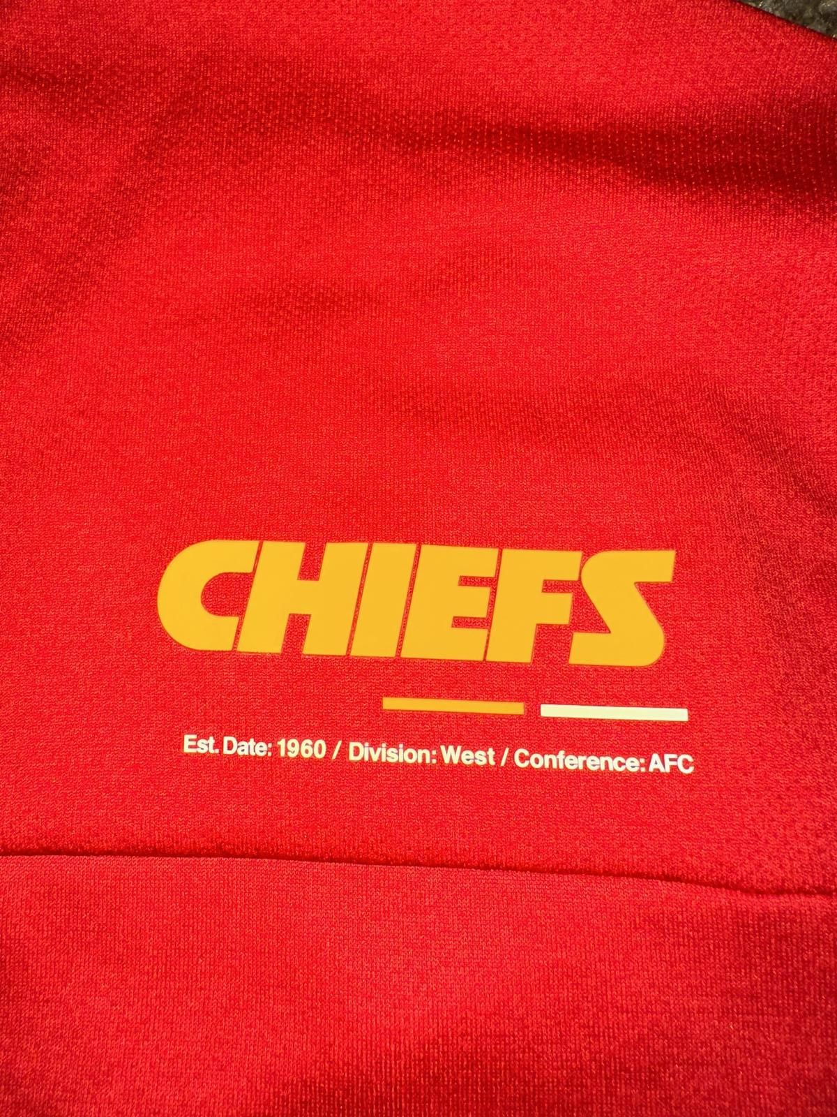 Nike Nike Men’s NFL Kansas City Chiefs Sideline Player UV Performance Shirt Size US M / EU 48-50 / 2 - 12 Thumbnail