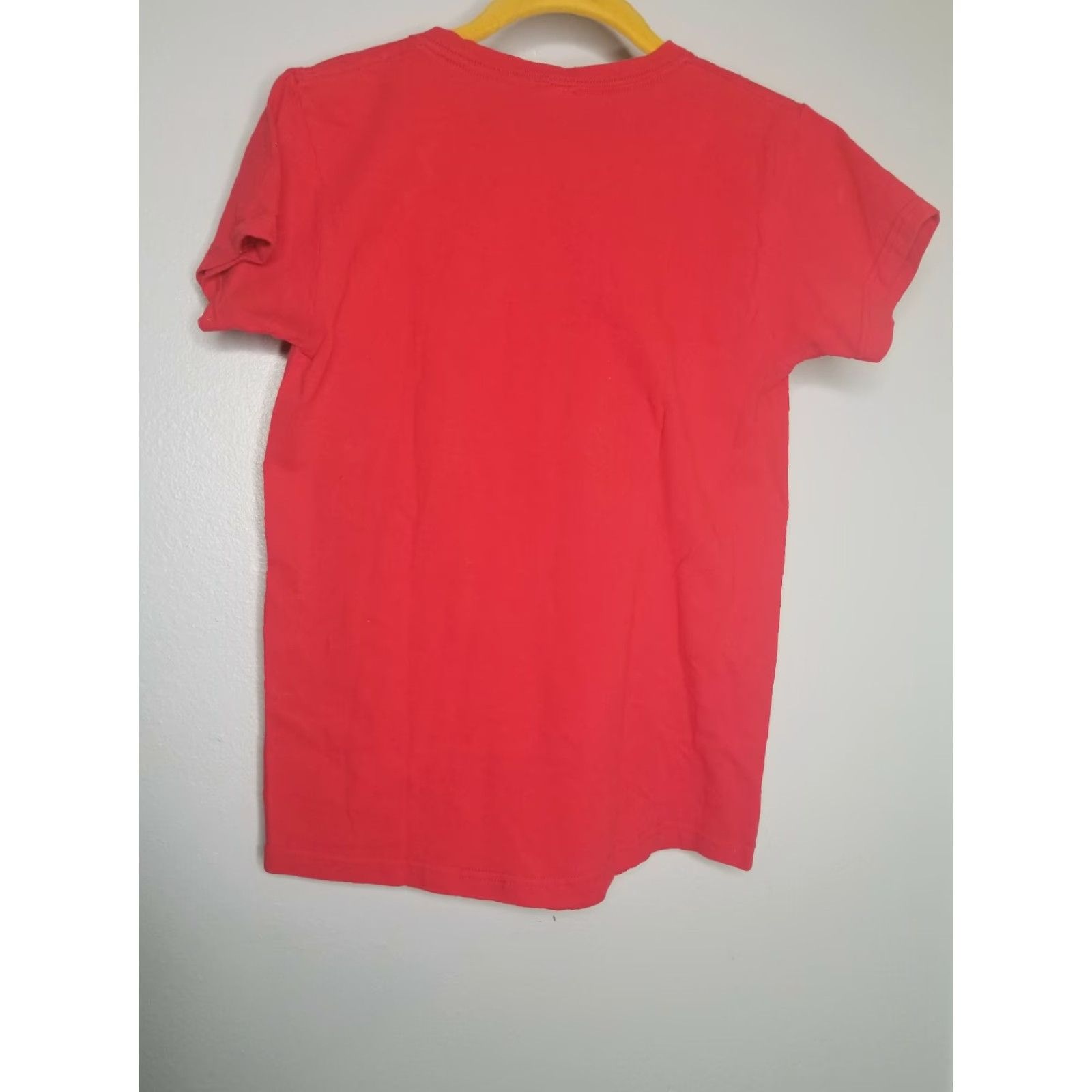 Anvil VINTAGE Anvil Graphic Tee T-Shirt "I'm All About The 5th Day of Christmas" Holiday Red Women’s S Size S / US 4 / IT 40 - 3 Thumbnail