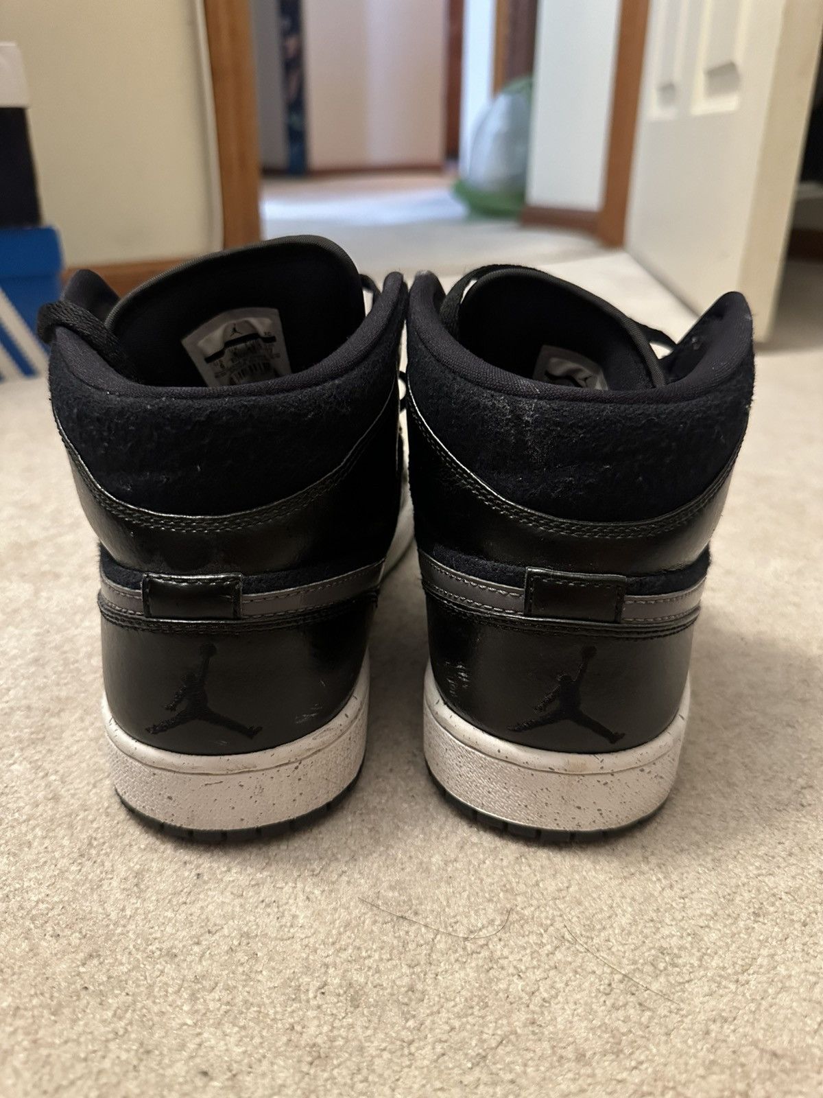 Jordan Brand × Nike Used Air Jordan 1 Retro Mid SE ‘Winterized’ Size US 9 / EU 42 - 4 Thumbnail