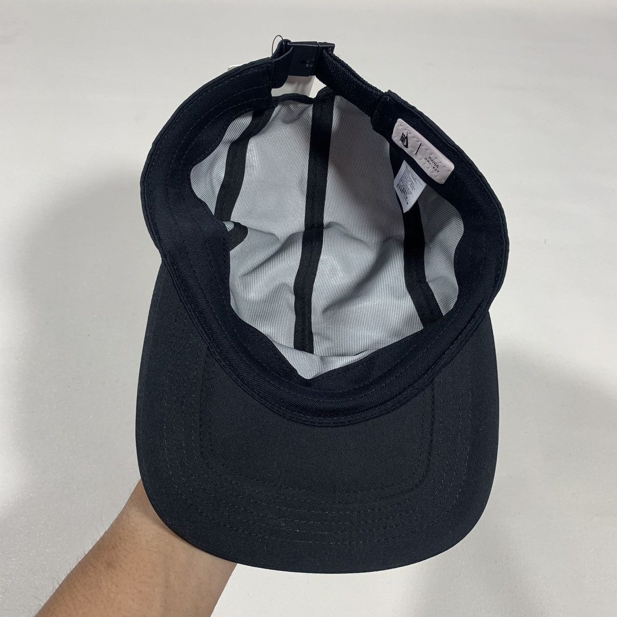 Jun Takahashi NIKE LAB X UNDERCOVER JUN TAKAHASHI NRG CAP BLACK Size ONE SIZE - 4 Thumbnail