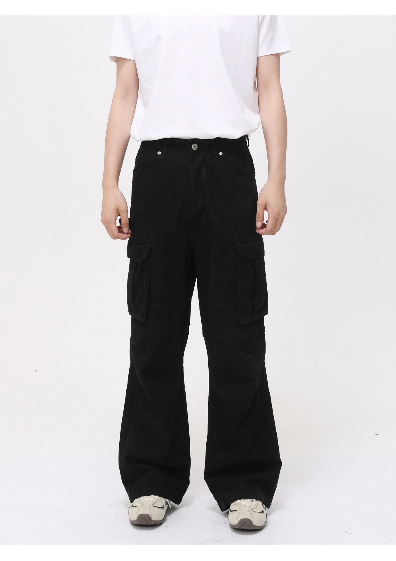 Japanese Brand Men's high street straight-leg loose cargo jeans Size US 32 / EU 48 - 1 Thumbnail