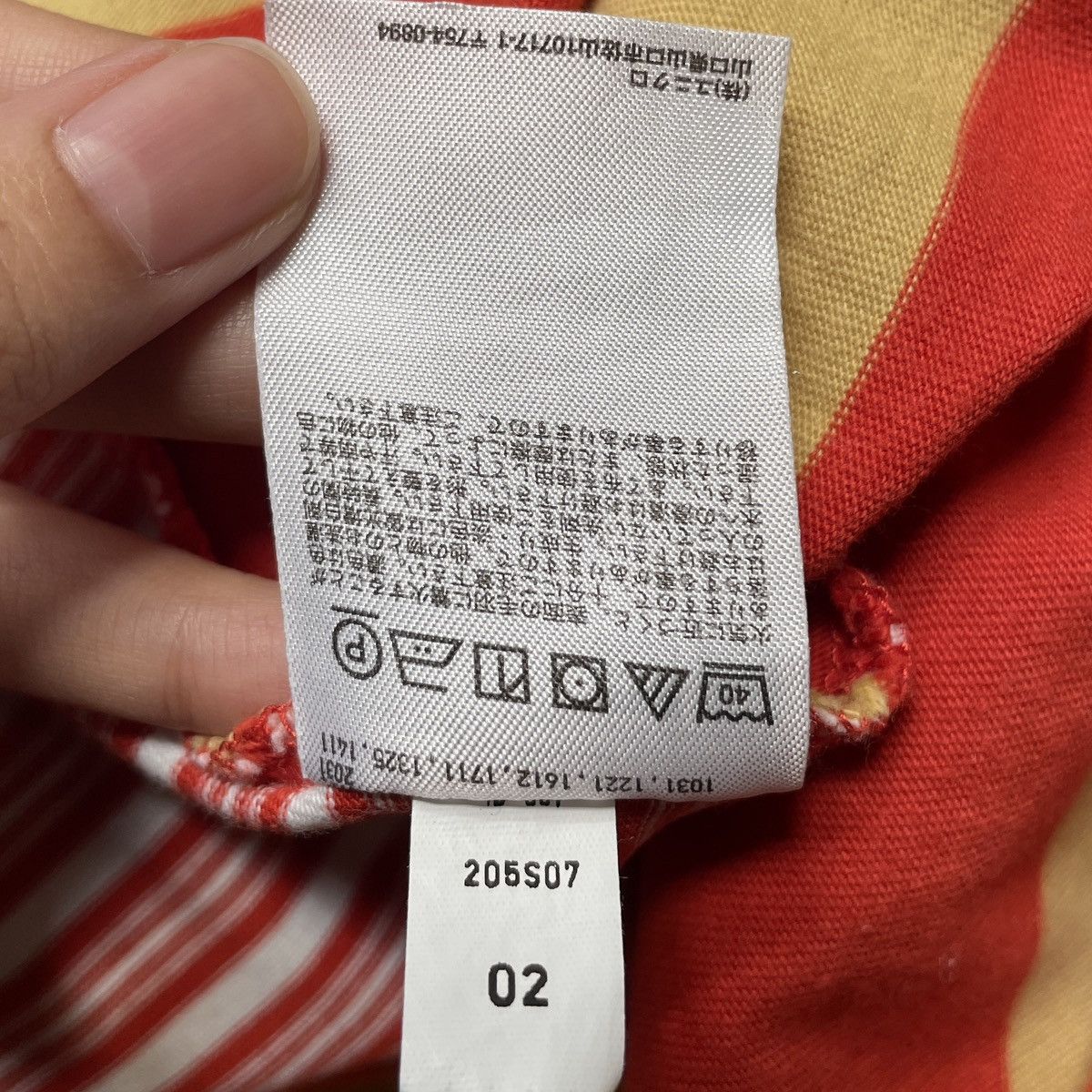 Japanese Brand × Marni × Uniqlo Vintage Japanese Brand Marni X Uniqlo T-shirt 2000s Size US M / EU 48-50 / 2 - 12 Thumbnail