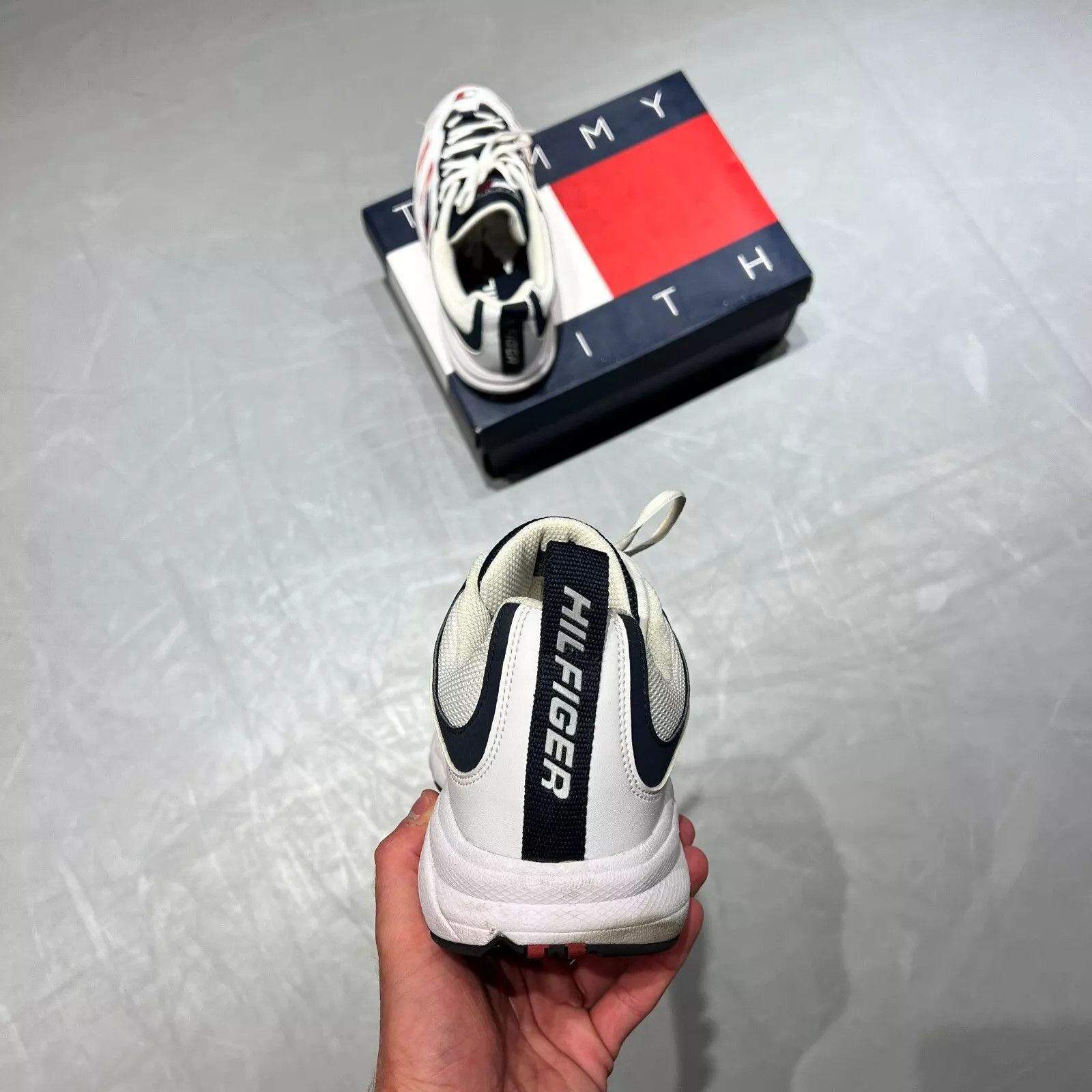 Kith × Tommy Hilfiger Tommy Hilfiger x Kith (SS19) - Hyperbole Trainers Size US 9.5 / EU 42-43 - 4 Thumbnail