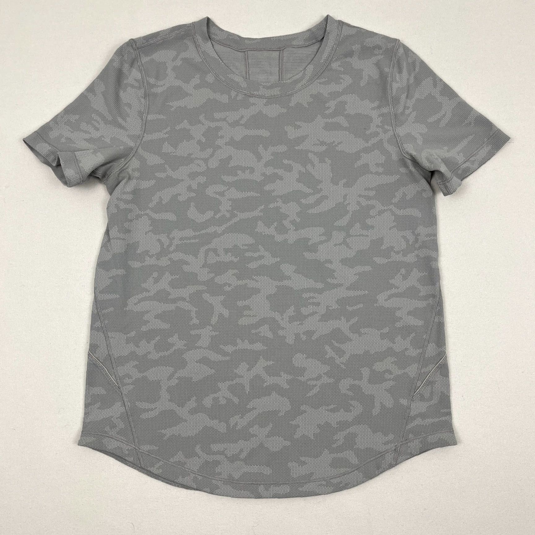 Lululemon Lululemon Long Distance Shirt Womens Sz 4/6 Incognito Gray Camo Active Gym Yoga Size S / US 4 / IT 40 - 3 Thumbnail