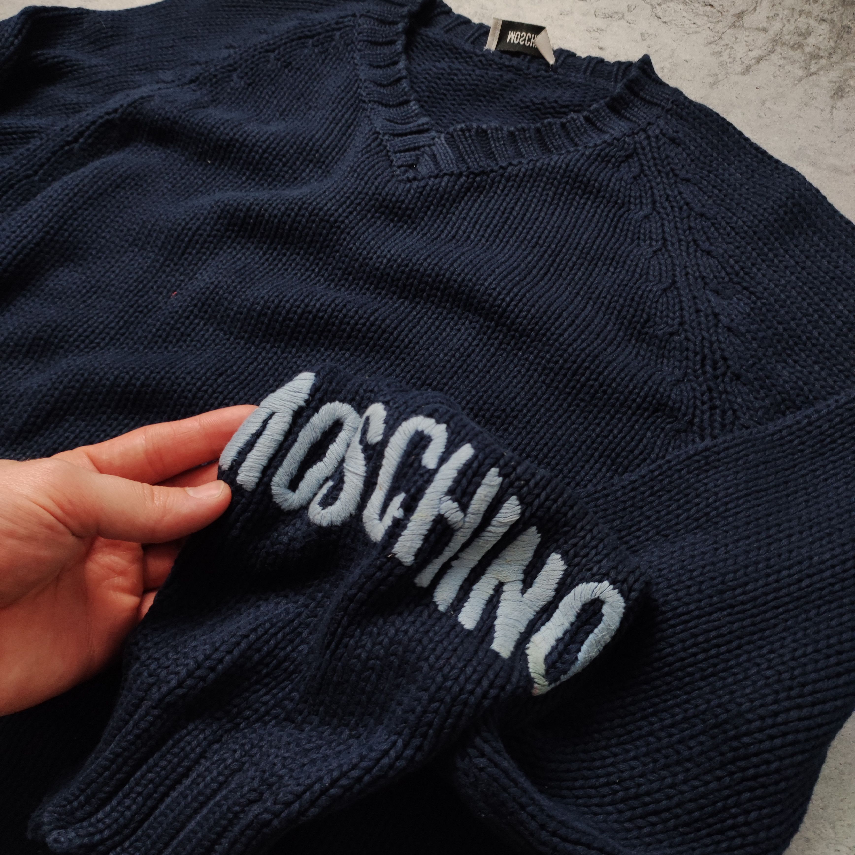 Moschino × Vintage 90s y2k Avant garde Moschino Sleeve Logo Navy Sweater Size US S / EU 44-46 / 1 - 4 Thumbnail