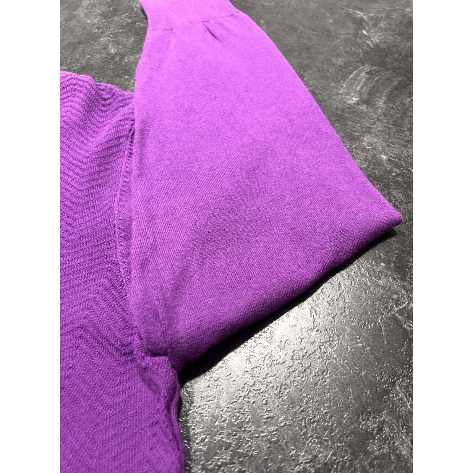 Hogan VINTAGE Ben Hogan Sweater Mens XL Purple V Neck Knit Pullover Long Sleeve Regular Cotton Blend All Seasons Golf Mens Size US XL / EU 56 / 4 - 2 Thumbnail