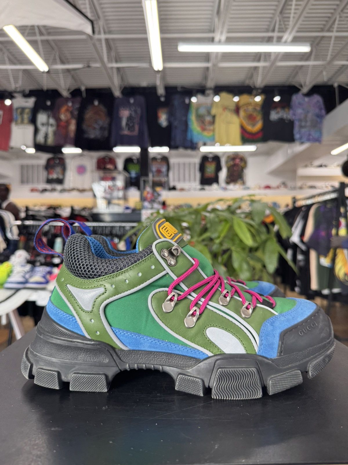 Gucci Gucci Flashtrek Green Blue Size 6.5 (2023) Size US 6.5 / EU 39-40 - 6 Thumbnail