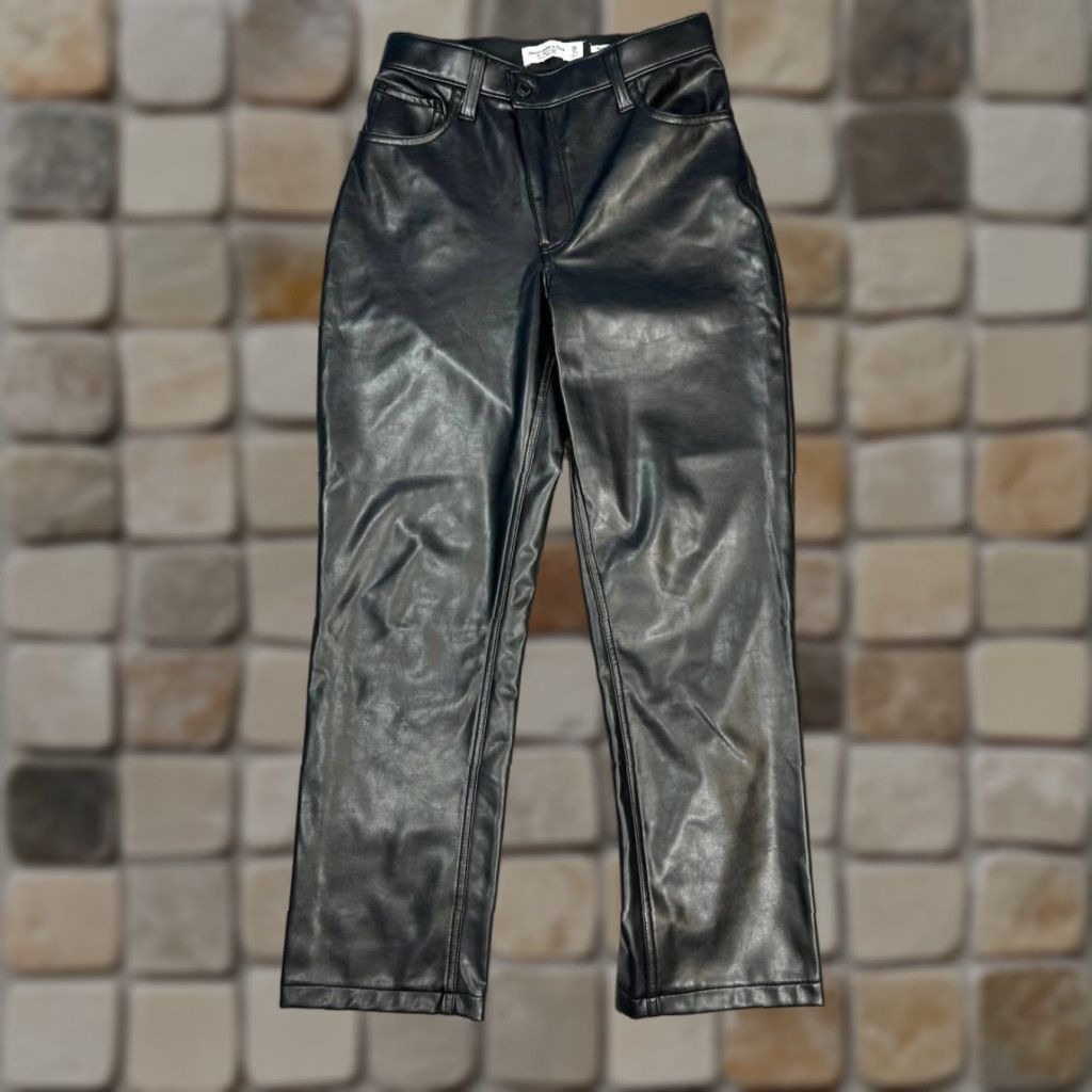 Abercrombie & Fitch Abercrombie & Fitch Curve Love Pants Womens 26 Black Leather 90s Straight Pants Womens 26 Black 90s Classic Modern Mens Womens Girls Boys Size 26" / US 2 / IT 38 - 1 Thumbnail