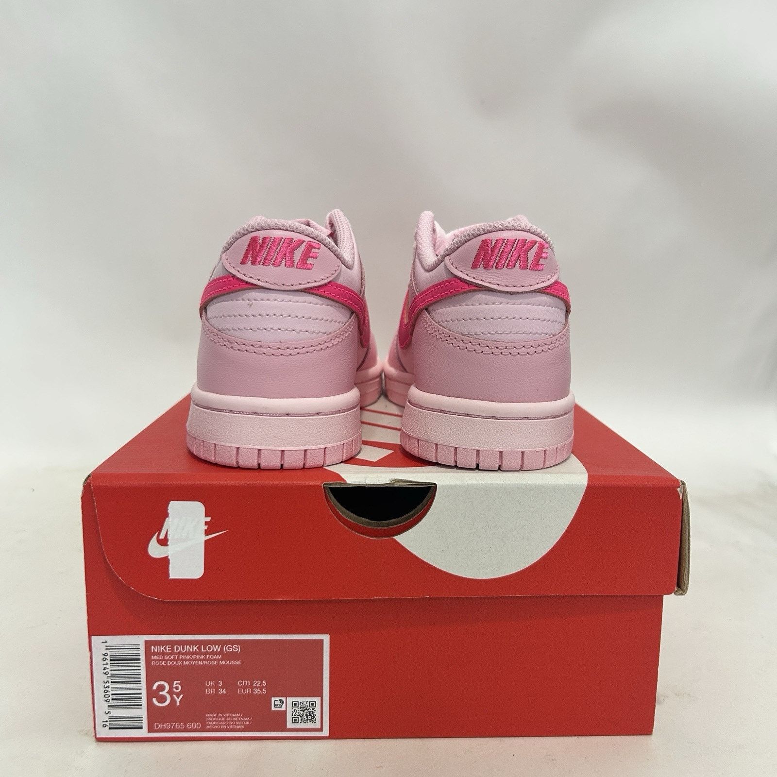 Nike Nike Dunk Low GS “Triple Pink/Pink Panther” Size US 5 / IT 35 - 4 Thumbnail