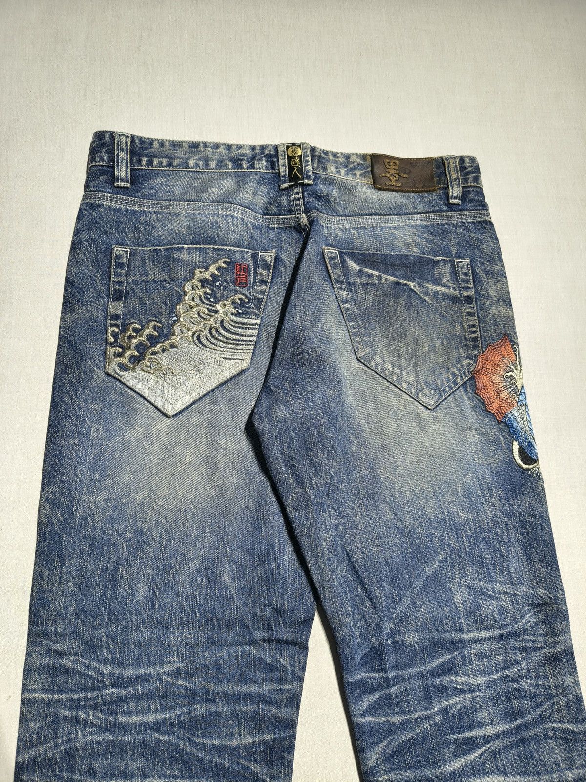 Japanese Brand Vintage Big Train Koi Fish Embroidered Denim Y2K 🐟(046) Size US 36 / EU 52 - 9 Thumbnail