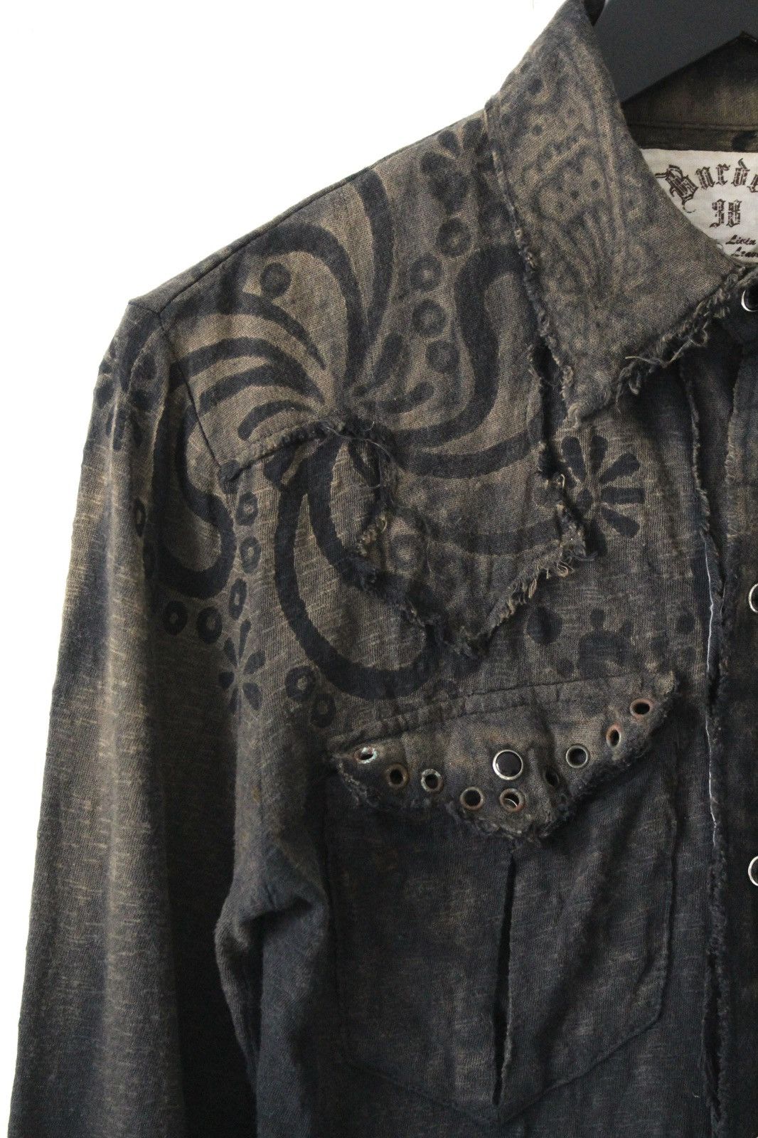If Six Was Nine 2000S BURDEN GRUNGE FADE-DYE GROMMET POCKETS SHIRT Size US S / EU 44-46 / 1 - 4 Thumbnail