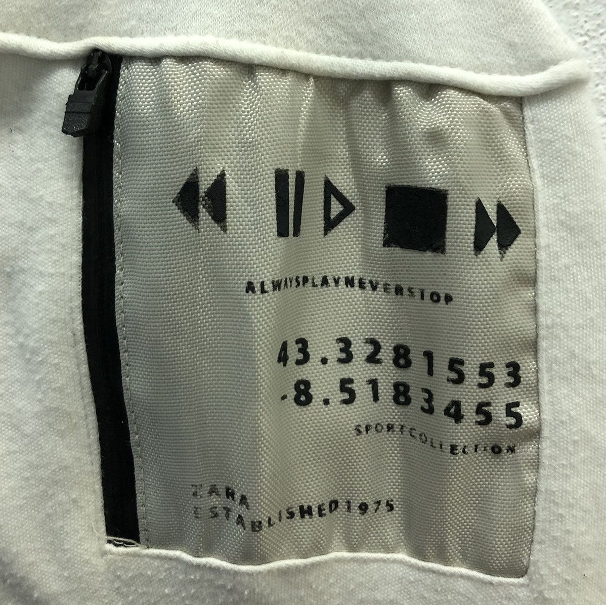 Zara Vintage Zara Always Play Never Stop Hoodie Size US M / EU 48-50 / 2 - 10 Thumbnail