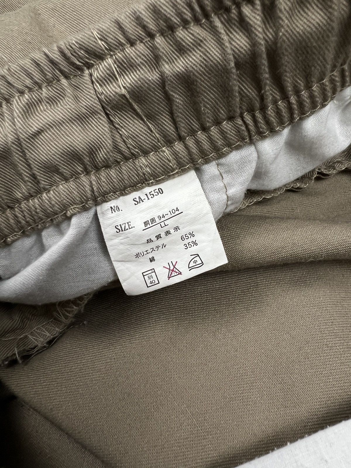 The Unbranded Brand Unbranded Cargo Short Pants Size US 33 - 5 Thumbnail