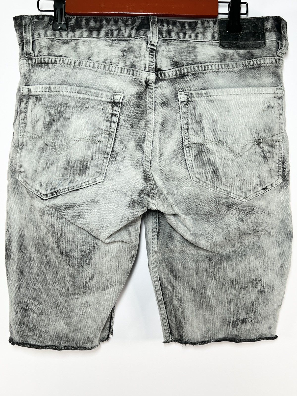 Guess Rare Guess Grey & Black Jean Shorts Size US 30 / EU 46 - 2 Thumbnail