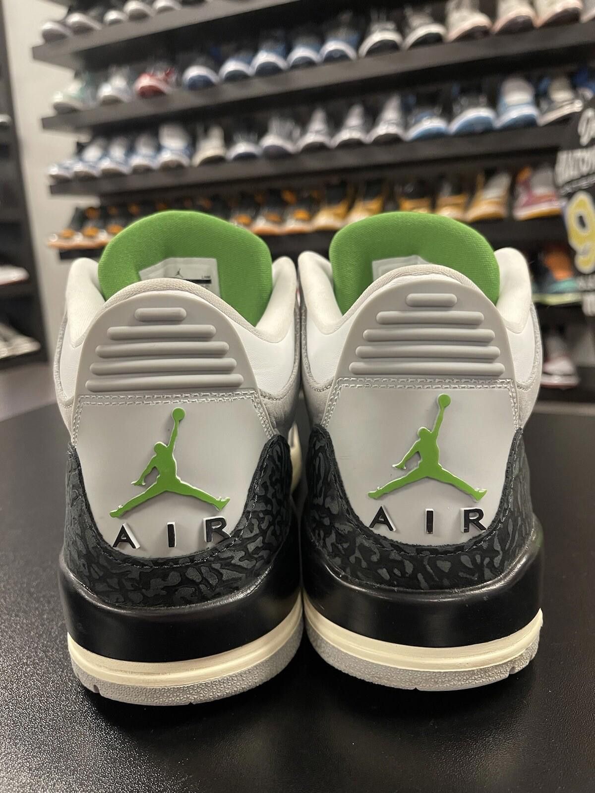 Jordan Brand Size 10 - Nike Air Jordan 3 Retro Chlorophyll 136064-006 OG Size US 10 / EU 43 - 4 Thumbnail