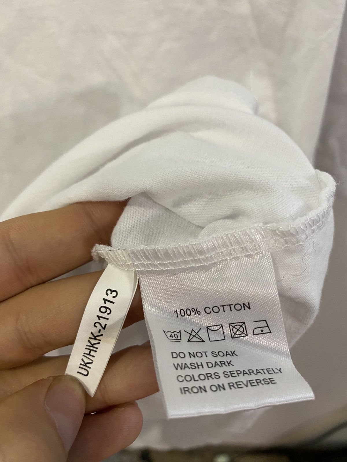 Yves Saint Laurent White YSL T-shirt Snow Size US L / EU 52-54 / 3 - 7 Thumbnail