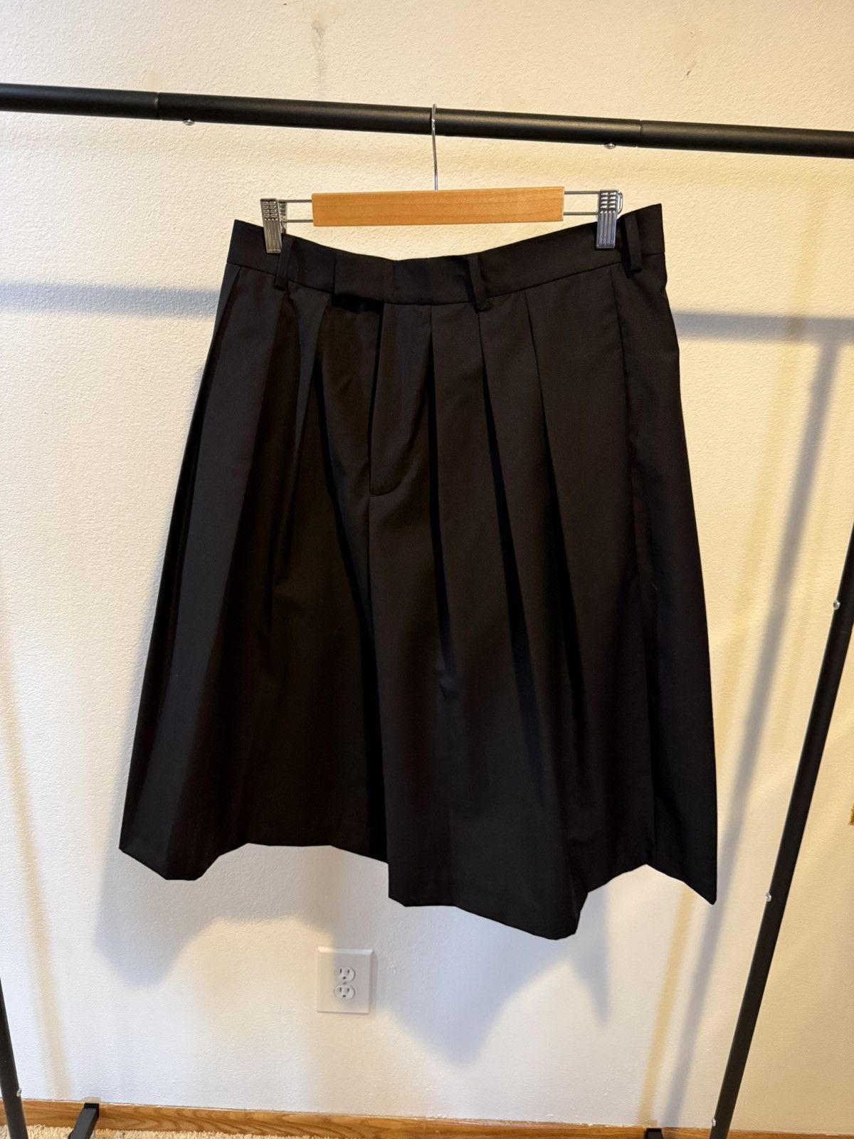 Alexander McQueen Pleated Cropped Pants Size US 32 / EU 48 - 1 Thumbnail