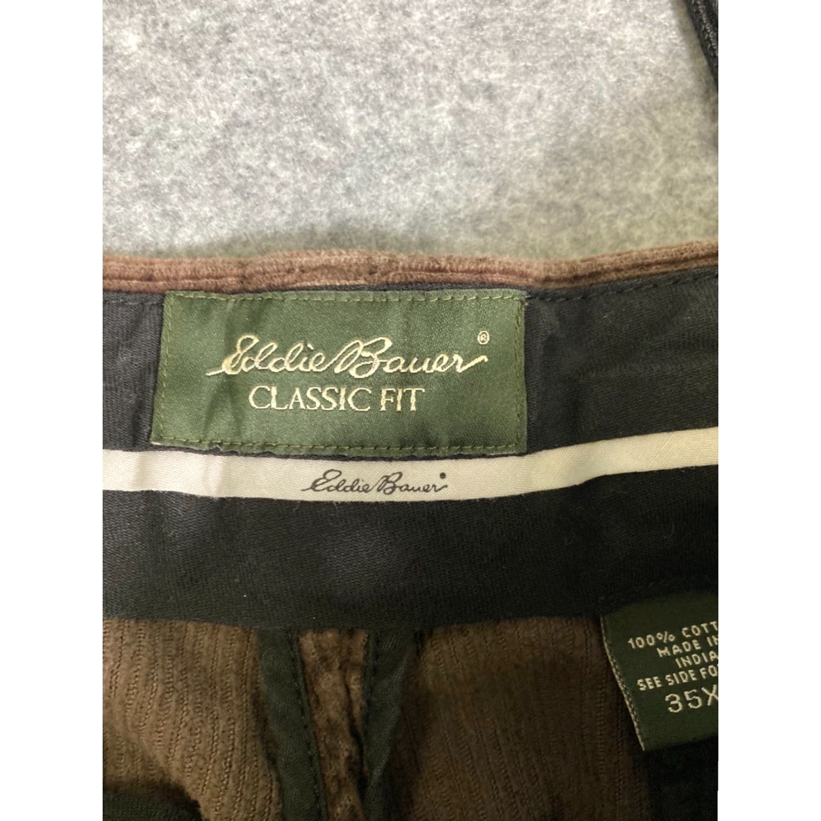 Eddie Bauer Eddie Bauer Corduroy Chino Pants Mens 35X30 Brown Classic Fit Straight Leg Size US 35 - 5 Thumbnail