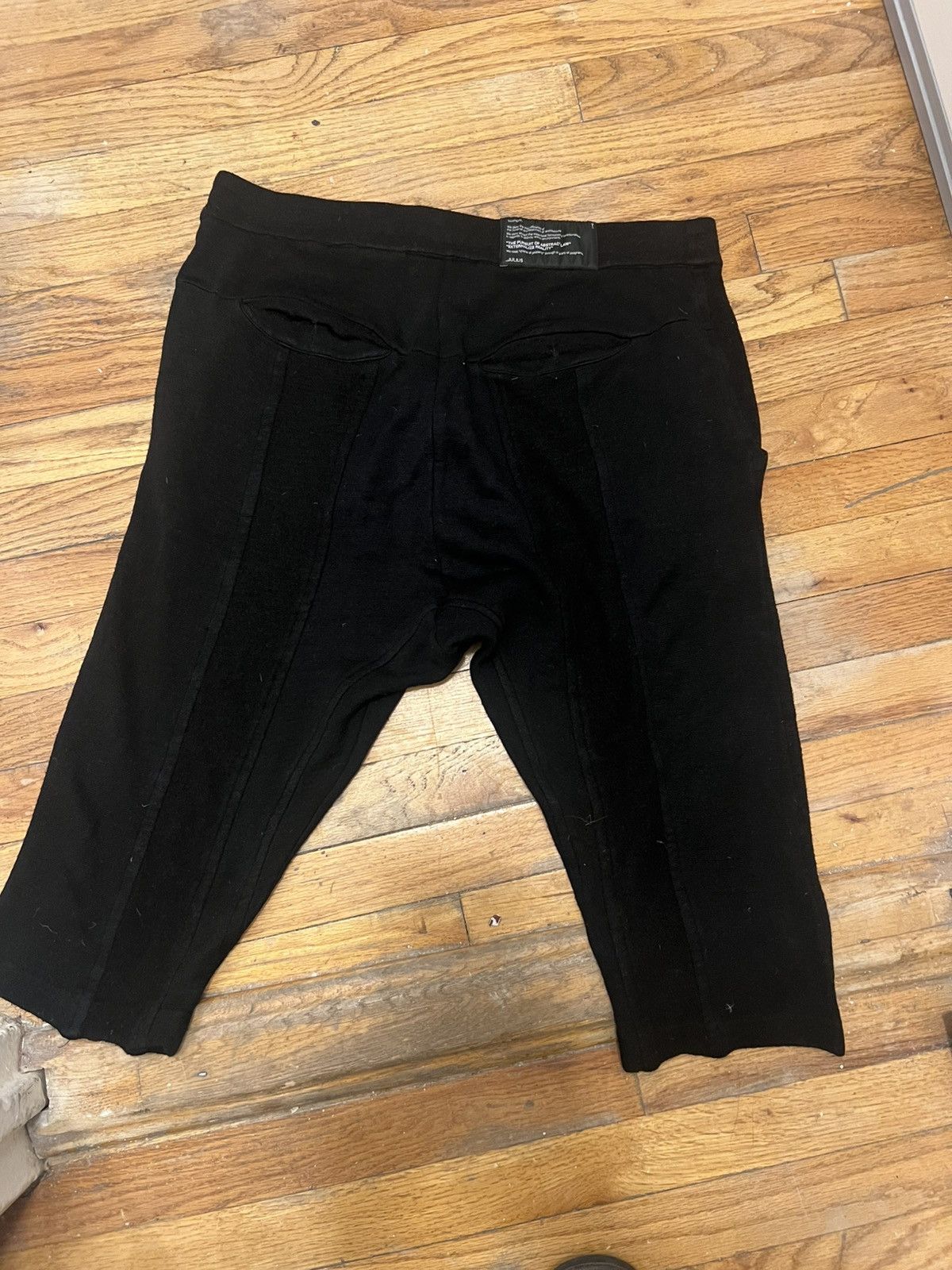Julius Like New! F/W12 “Resonance” Shorts FITS 36" Size US 34 / EU 50 - 6 Thumbnail