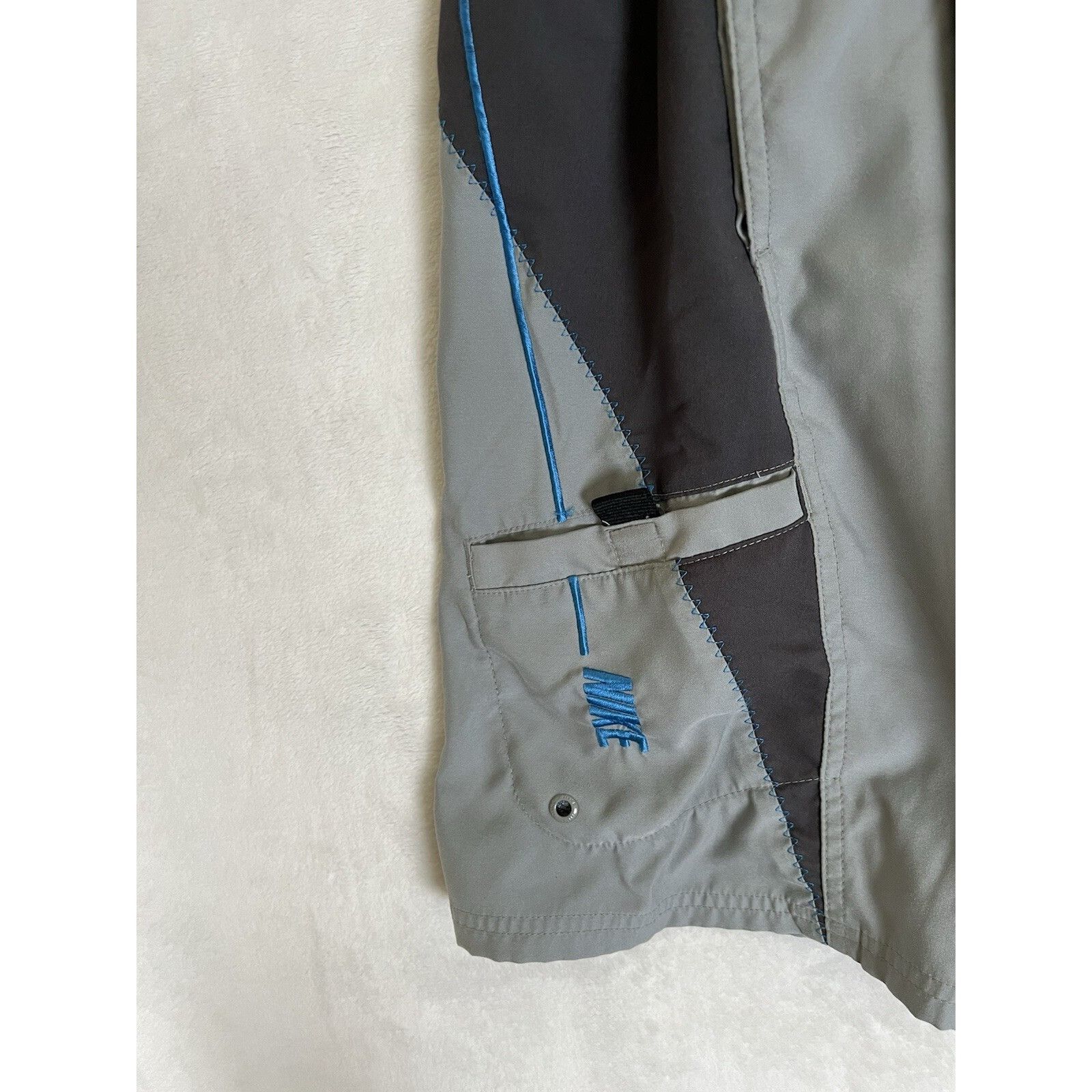 Nike Vintage Nike Swim Trunk Shorts Size Large Gray Blue Y2K Surf Size US 34 / EU 50 - 4 Thumbnail