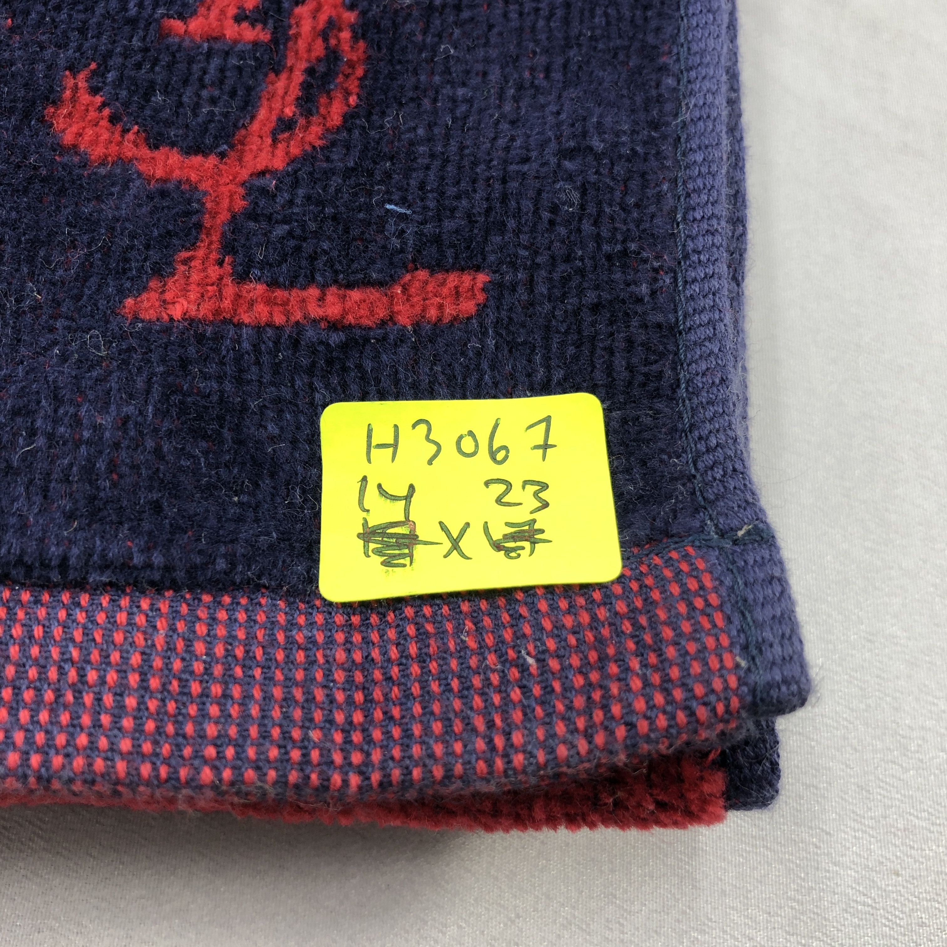 Yves Saint Laurent YSL Floral Handkerchief Neckerchief Hand Towel H3067 Size ONE SIZE - 13 Thumbnail