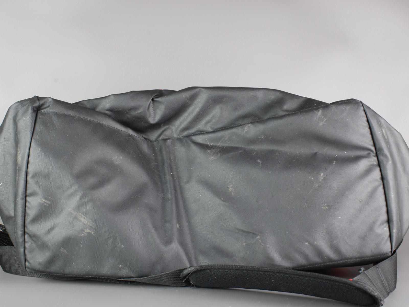 Nike Nike Red and Black Gym Bag with Adjustable Strap Size ONE SIZE - 5 Thumbnail