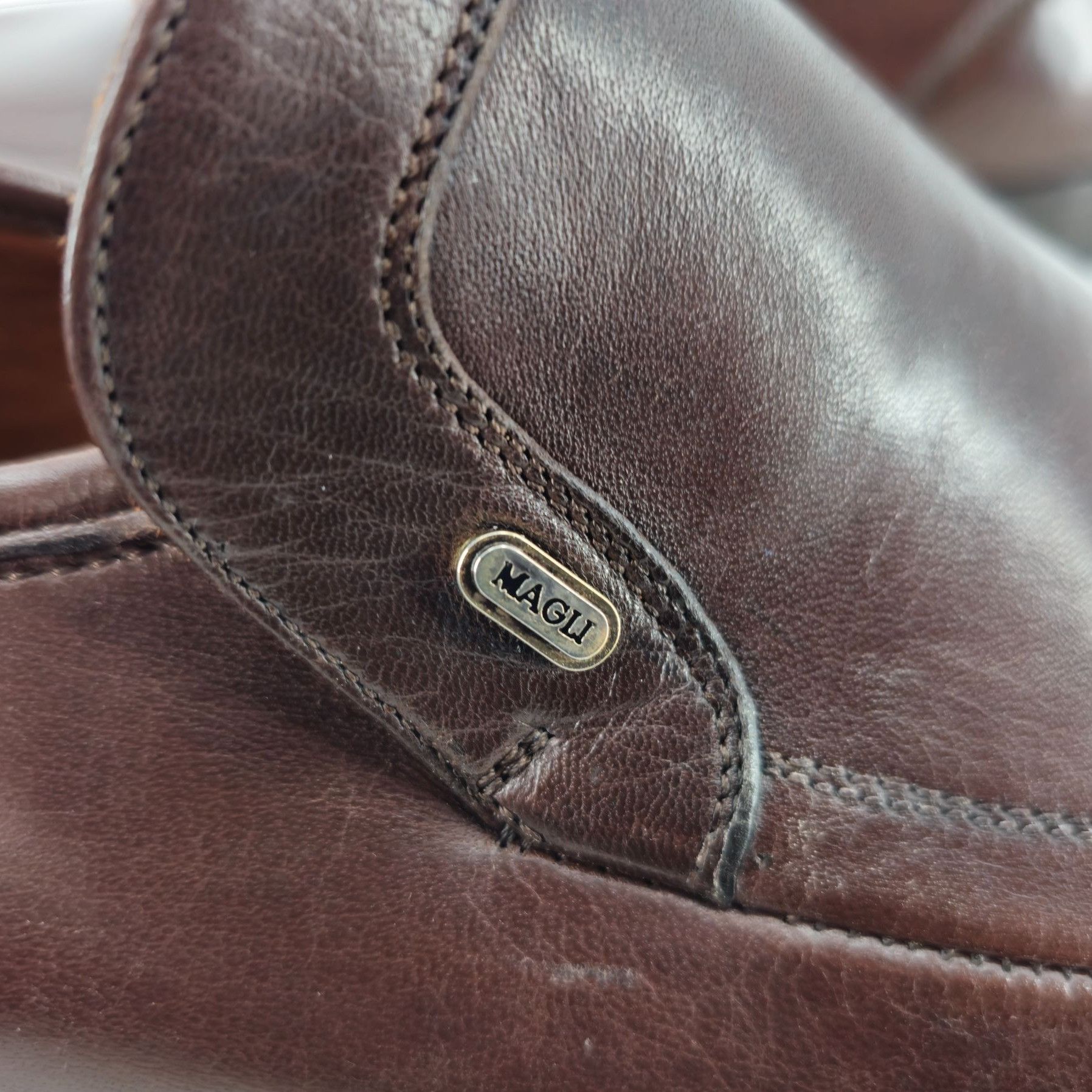 Bruno Magli Vintage NEW Bruno Magli Italy Men 10 Brown Dress Shoe Loafer Size US 10 / EU 43 - 11 Thumbnail
