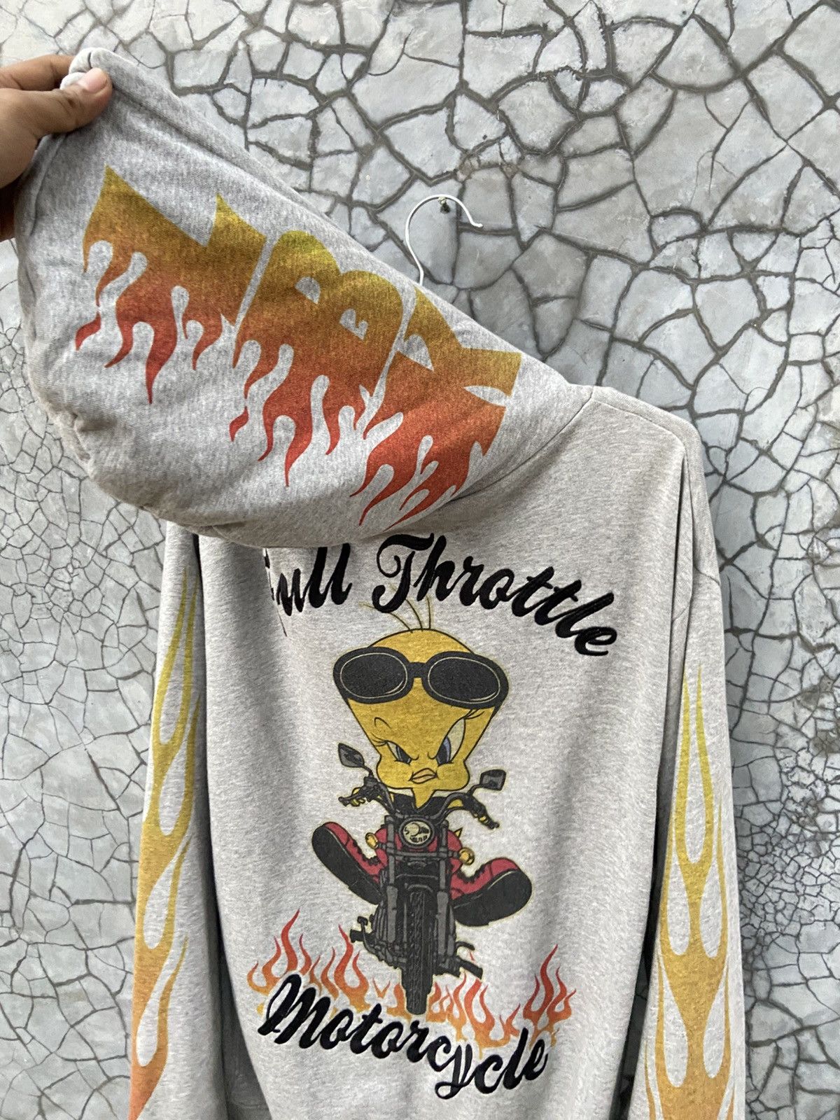 Japanese Brand × Vintage Vintage 90s Lowblow Knuckle X Looney Tunes Flame Zip Hoodie Size US L / EU 52-54 / 3 - 3 Thumbnail