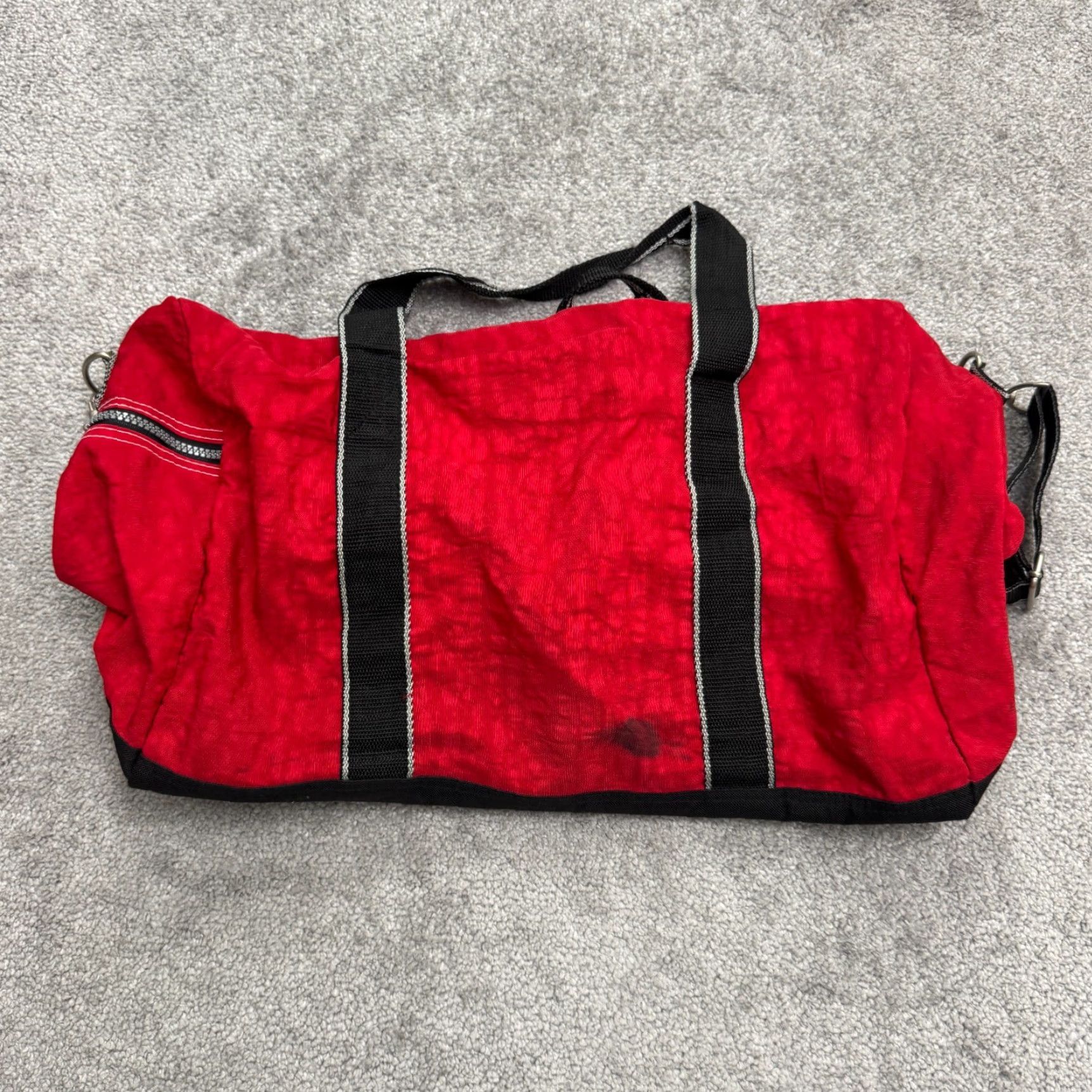 Disney VINTAGE Disney Mickey Mouse Duffle Bag Large Red Black Retro Y2K Travel Gym Unisex Adults Size ONE SIZE - 2 Thumbnail
